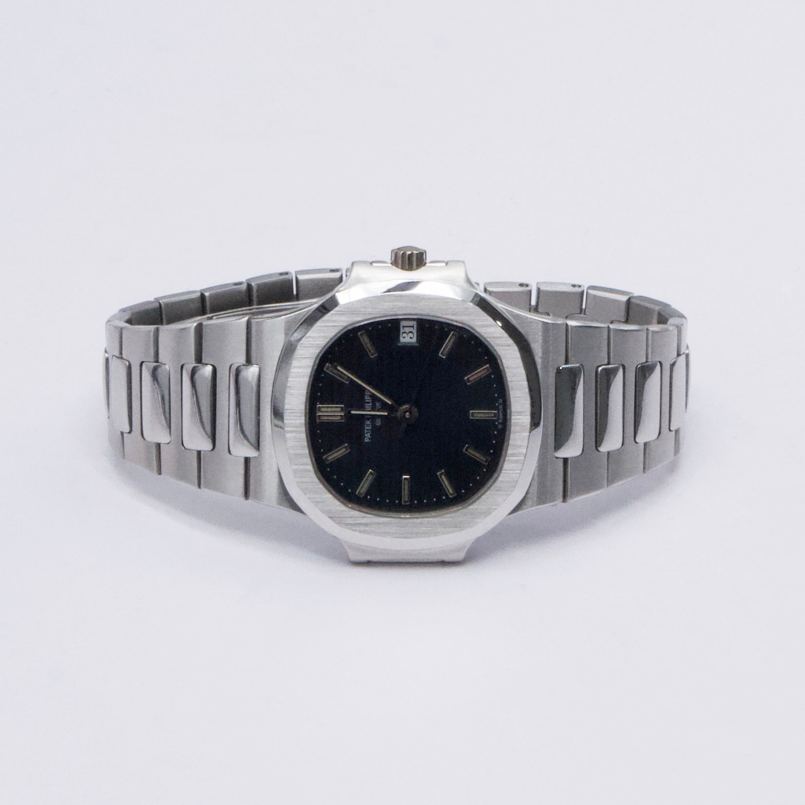 Patek Philippe Nautilus 3800/1A Thumbnail 2