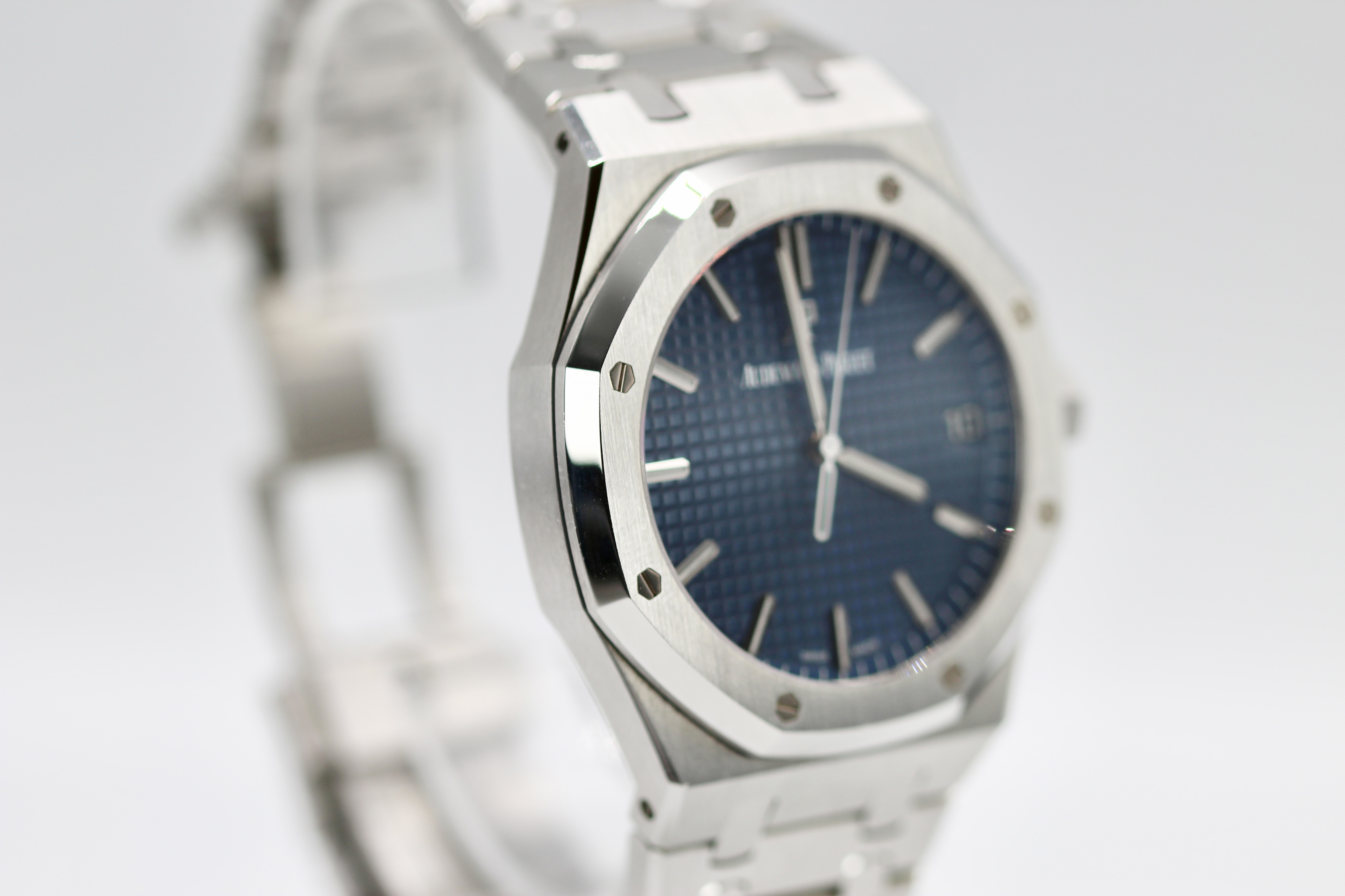Audemars Piguet Royal Oak 15500ST.OO.1220ST.01 Thumbnail 3