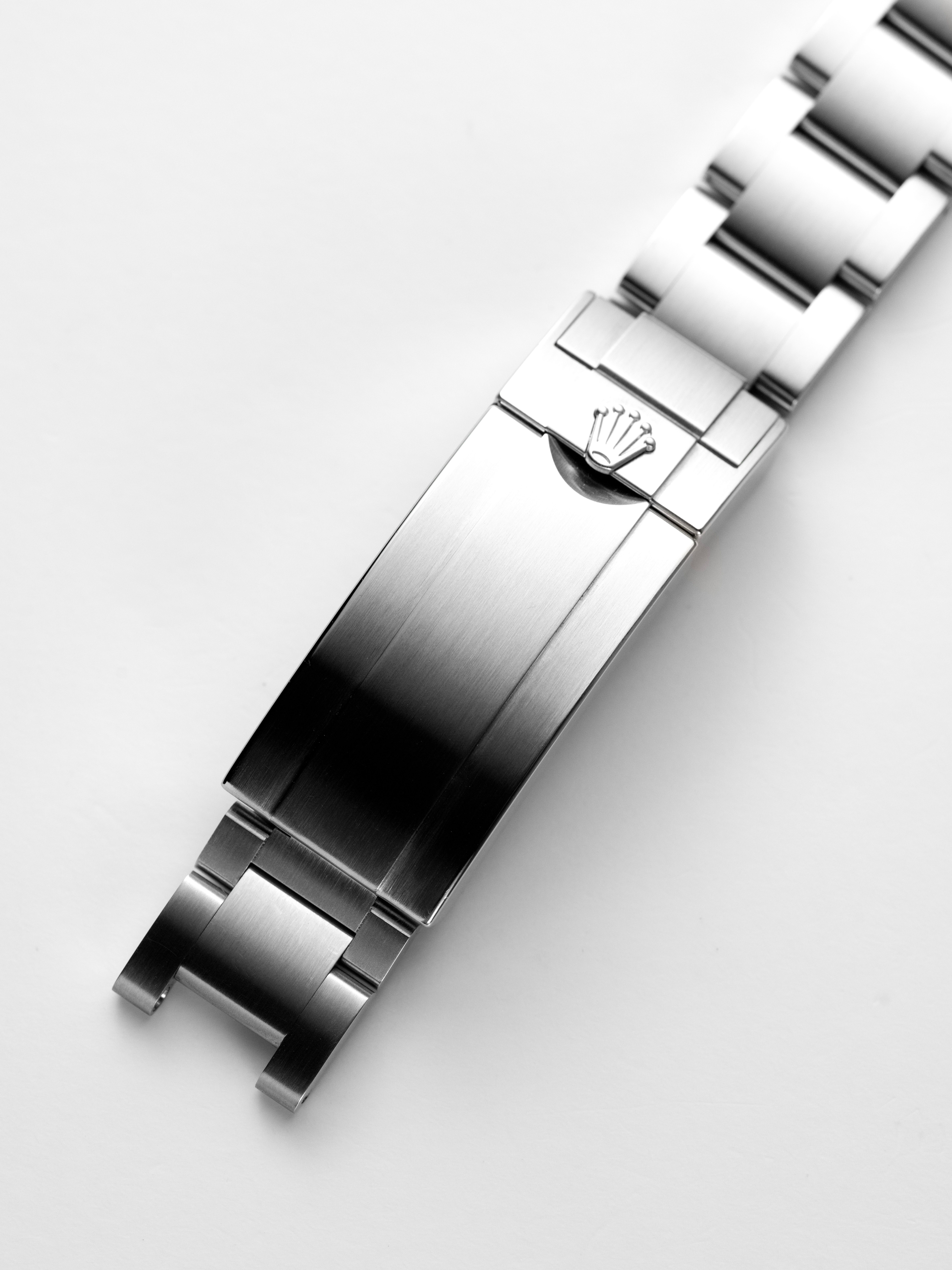 Rolex Submariner Hulk Thumbnail 3