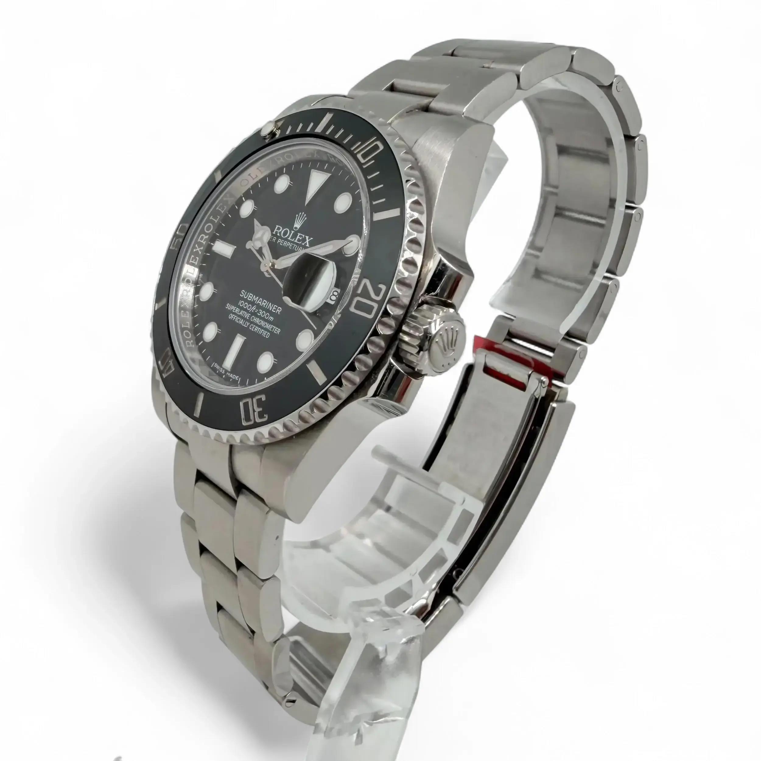 Rolex Submariner 116610 LN Thumbnail 2