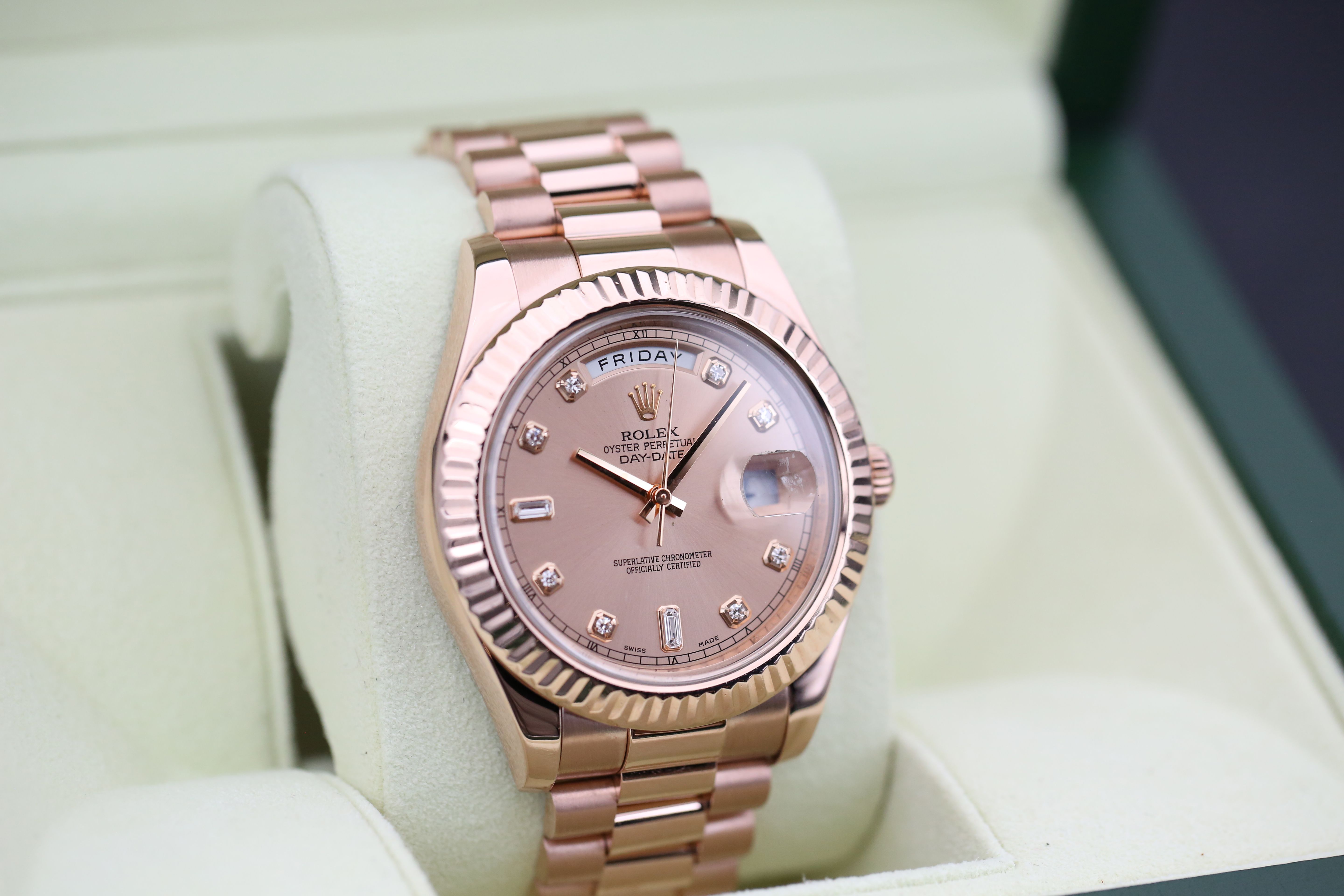 Rolex Day-Date II 218235 Thumbnail 2