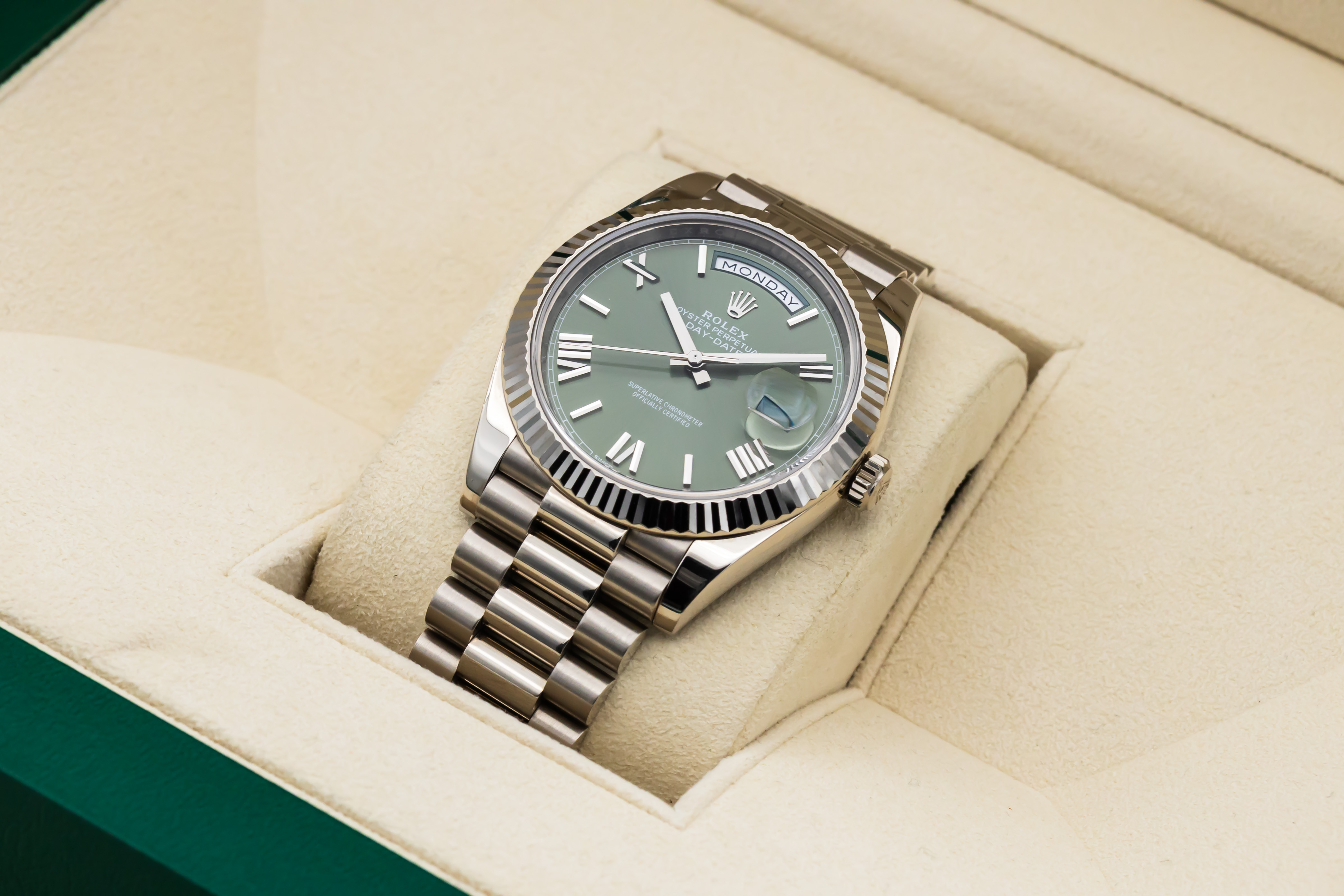 Rolex Day-Date 40 228239 Thumbnail 5