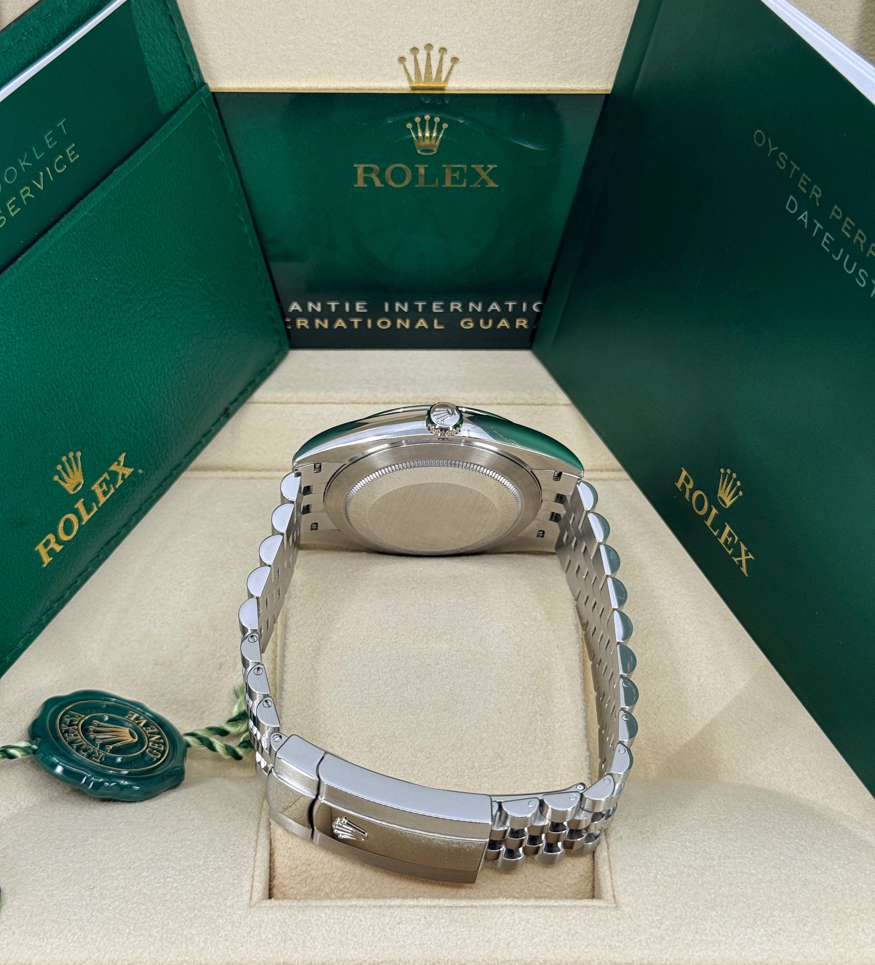 Rolex Datejust 41 126300 Thumbnail 4