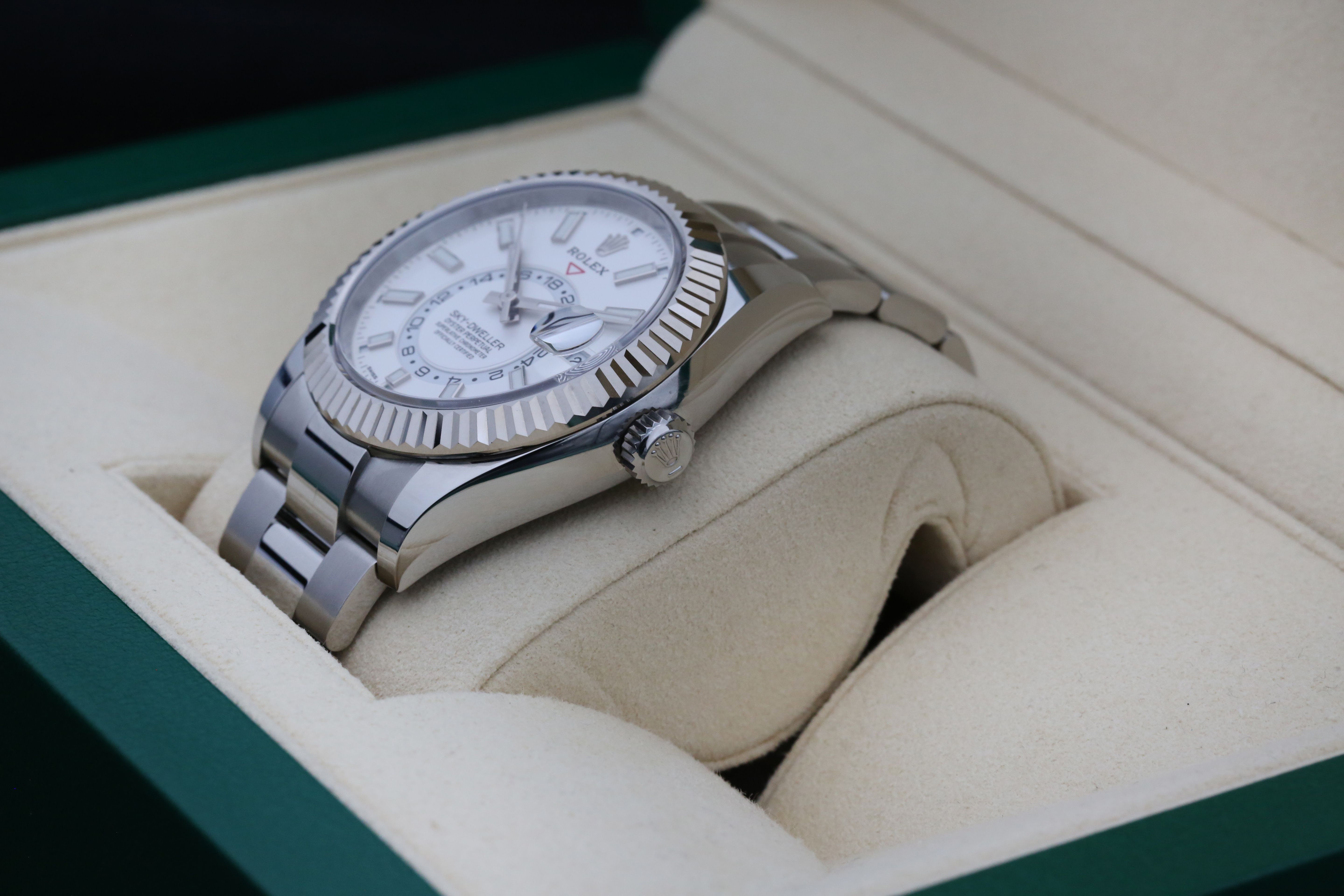 Rolex Sky-Dweller 326934 Thumbnail 6