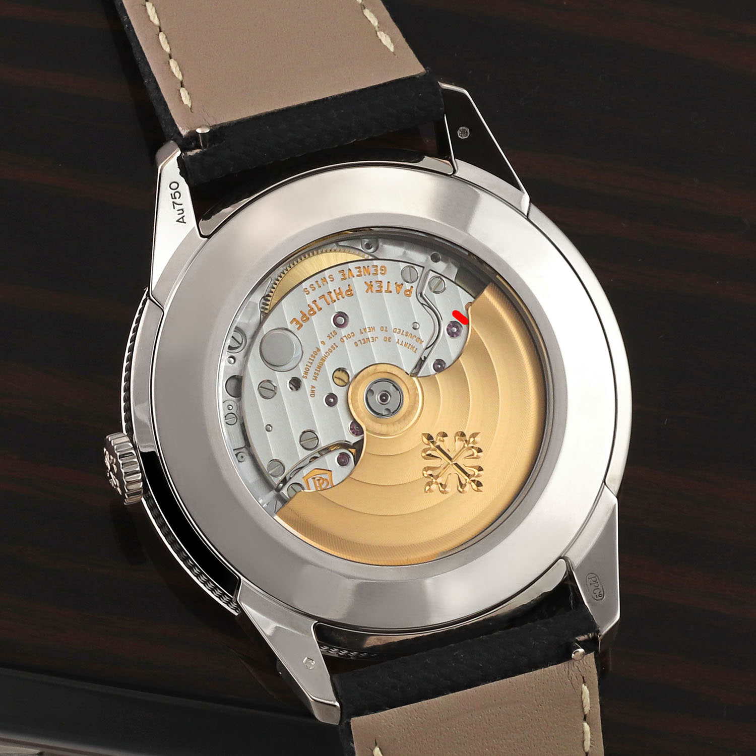 Patek Philippe Calatrava 5226G-001 Thumbnail 2