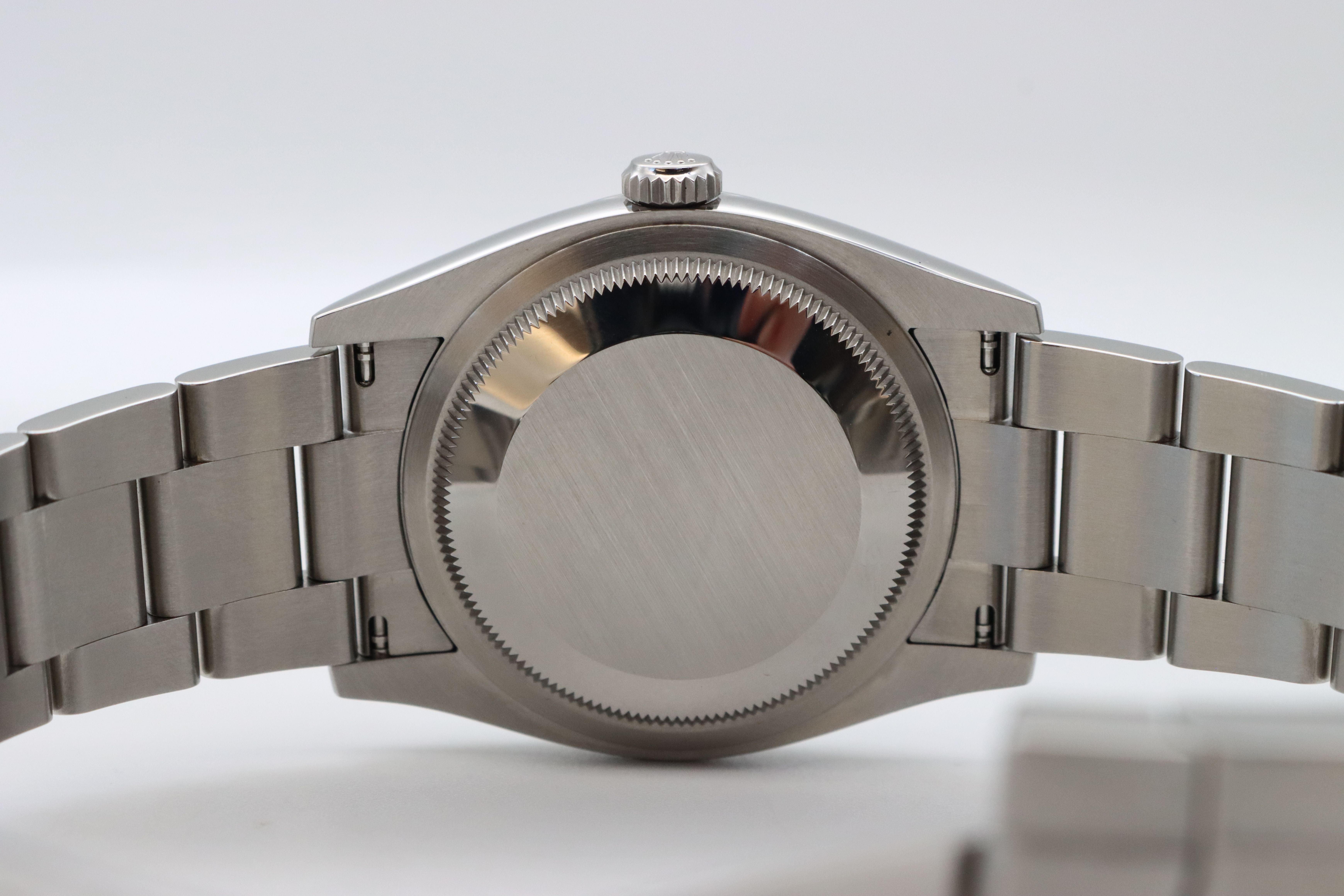 Rolex Oyster Perpetual 126000 Thumbnail 3