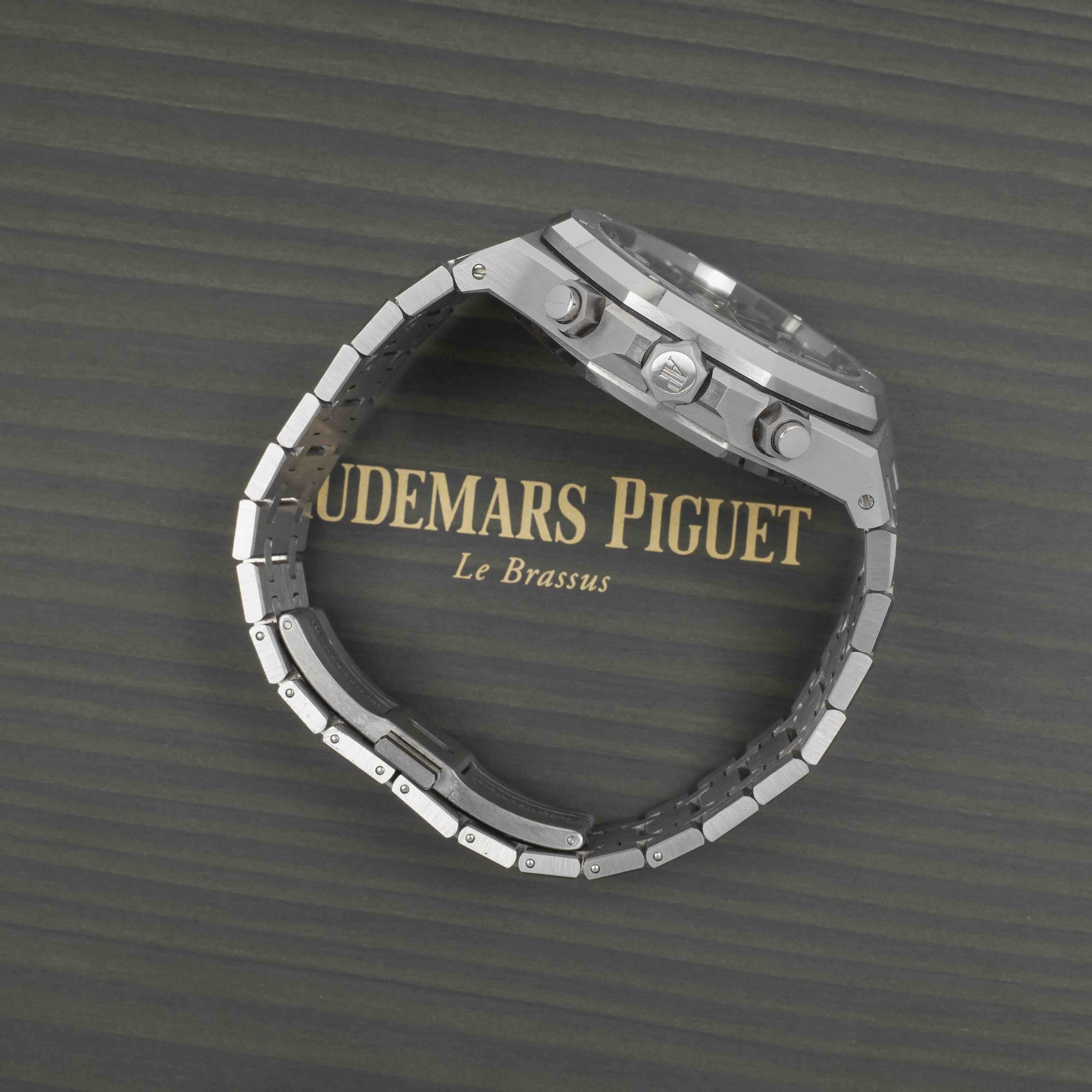Audemars Piguet Royal Oak 26240ST.OO.1320ST.05 Thumbnail 2