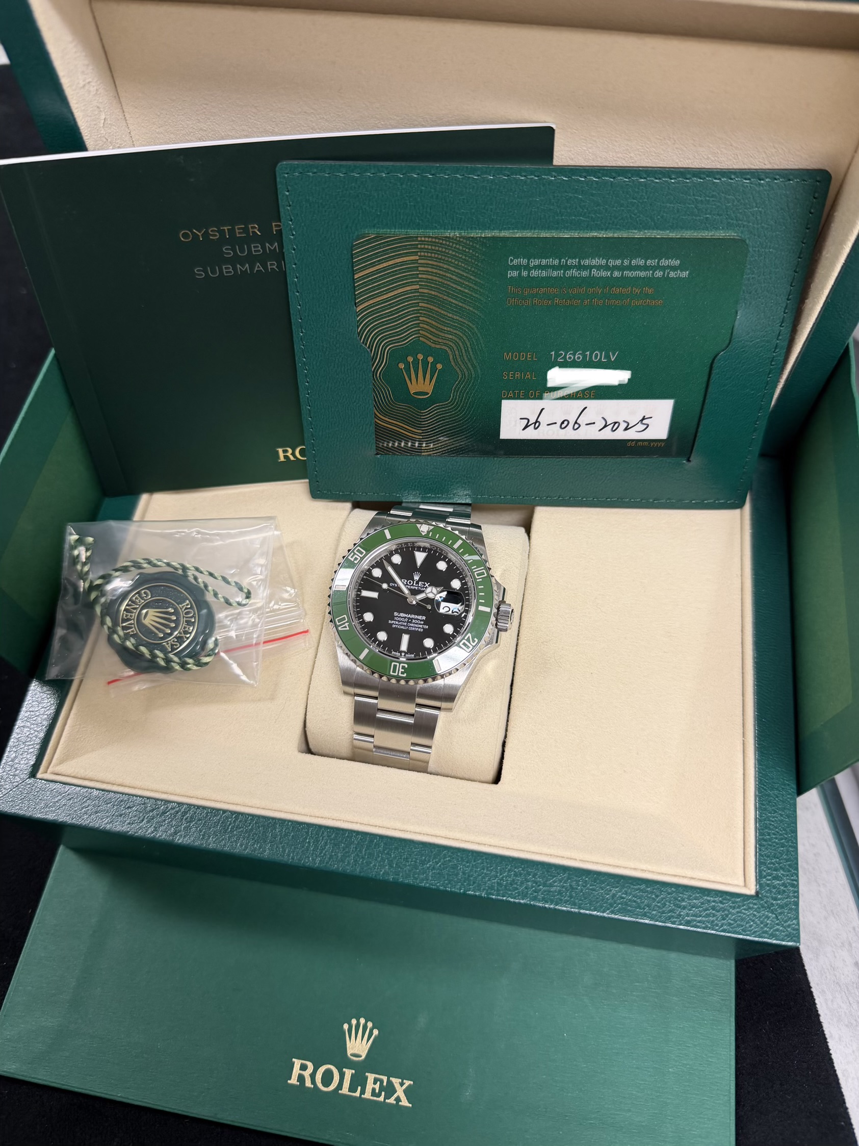 Rolex Submariner Starbucks Thumbnail 5