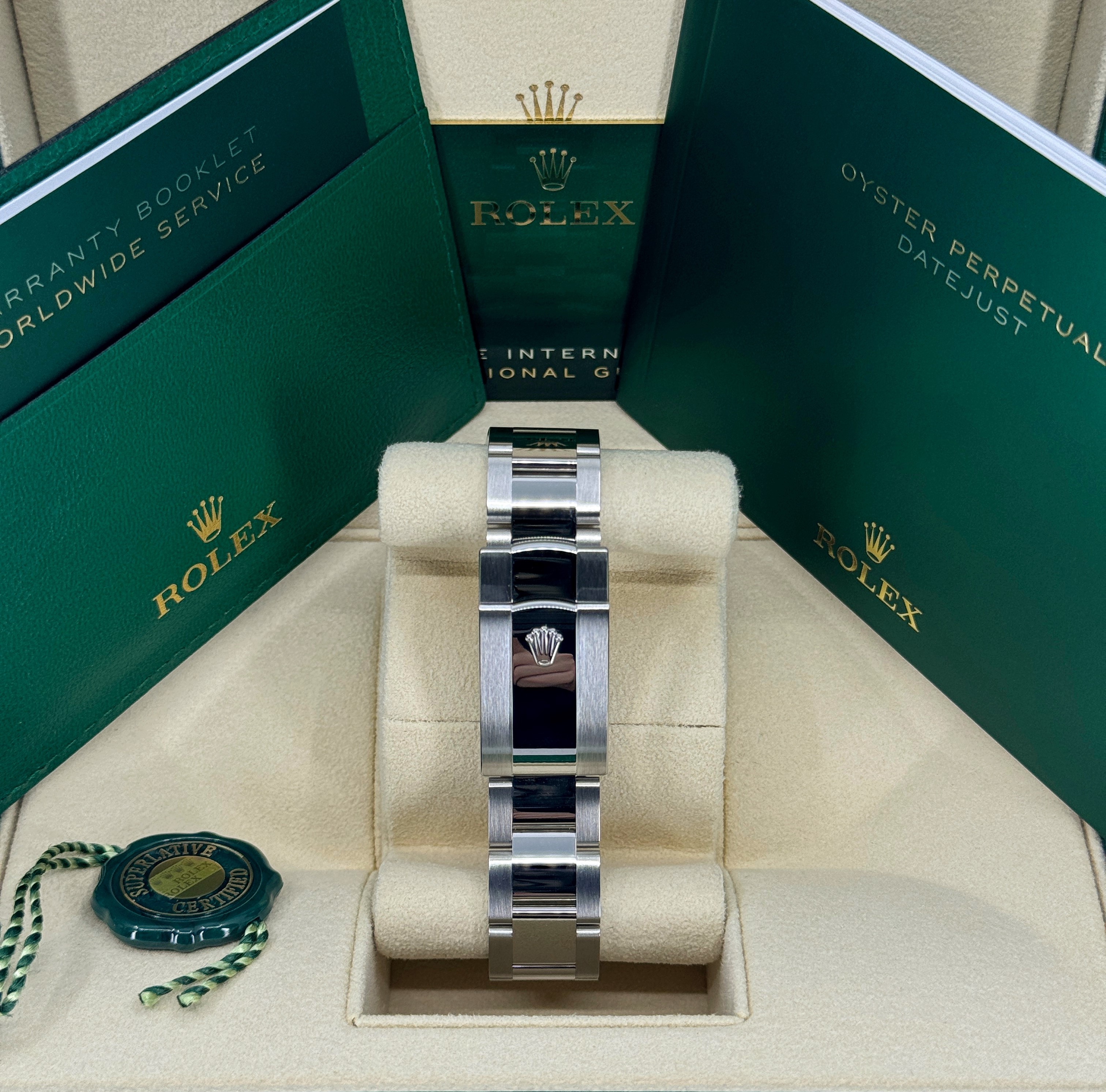 Rolex Datejust 41 126334 Thumbnail 3