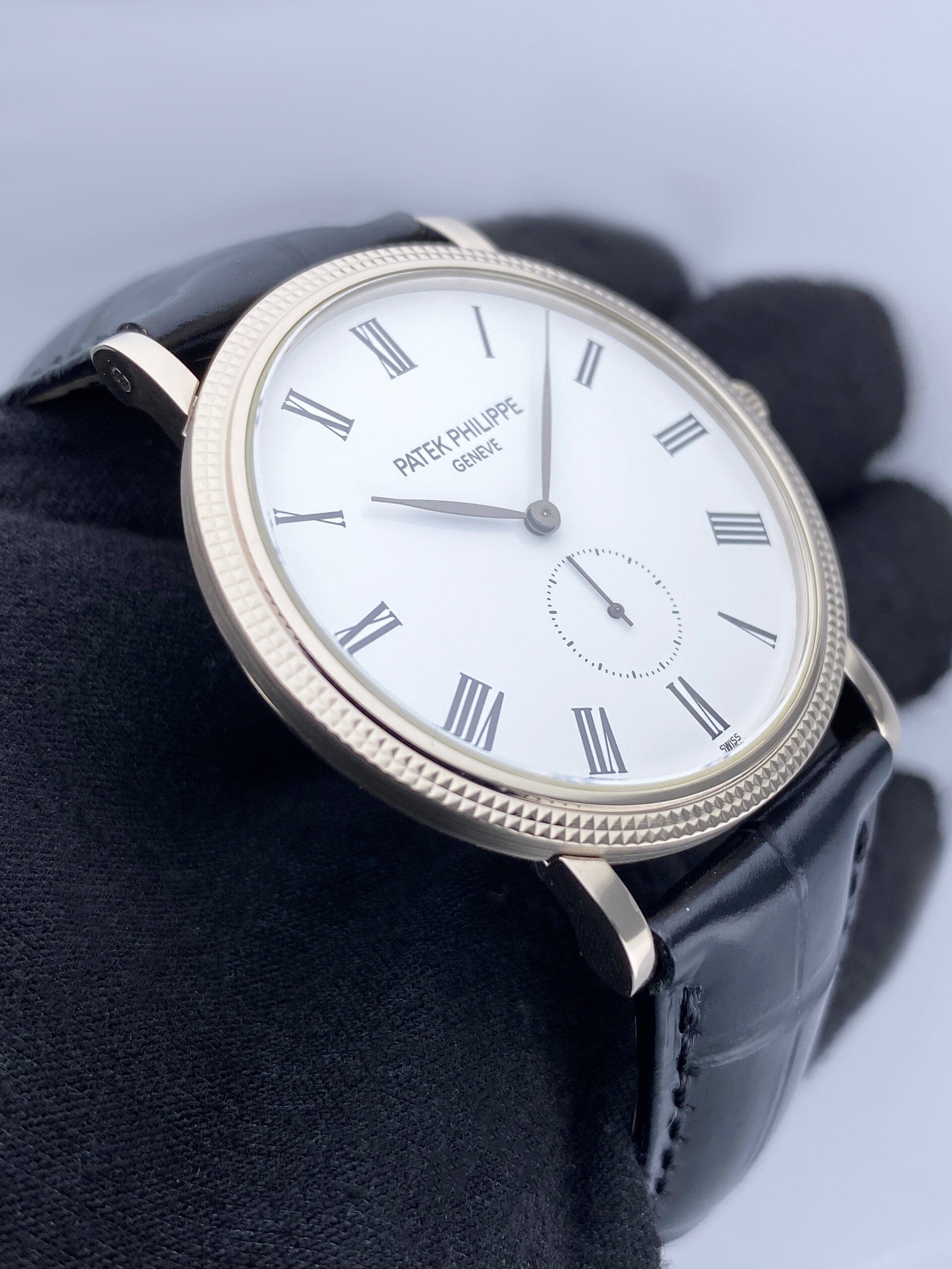 Patek Philippe Calatrava 5119G-001 Thumbnail 4