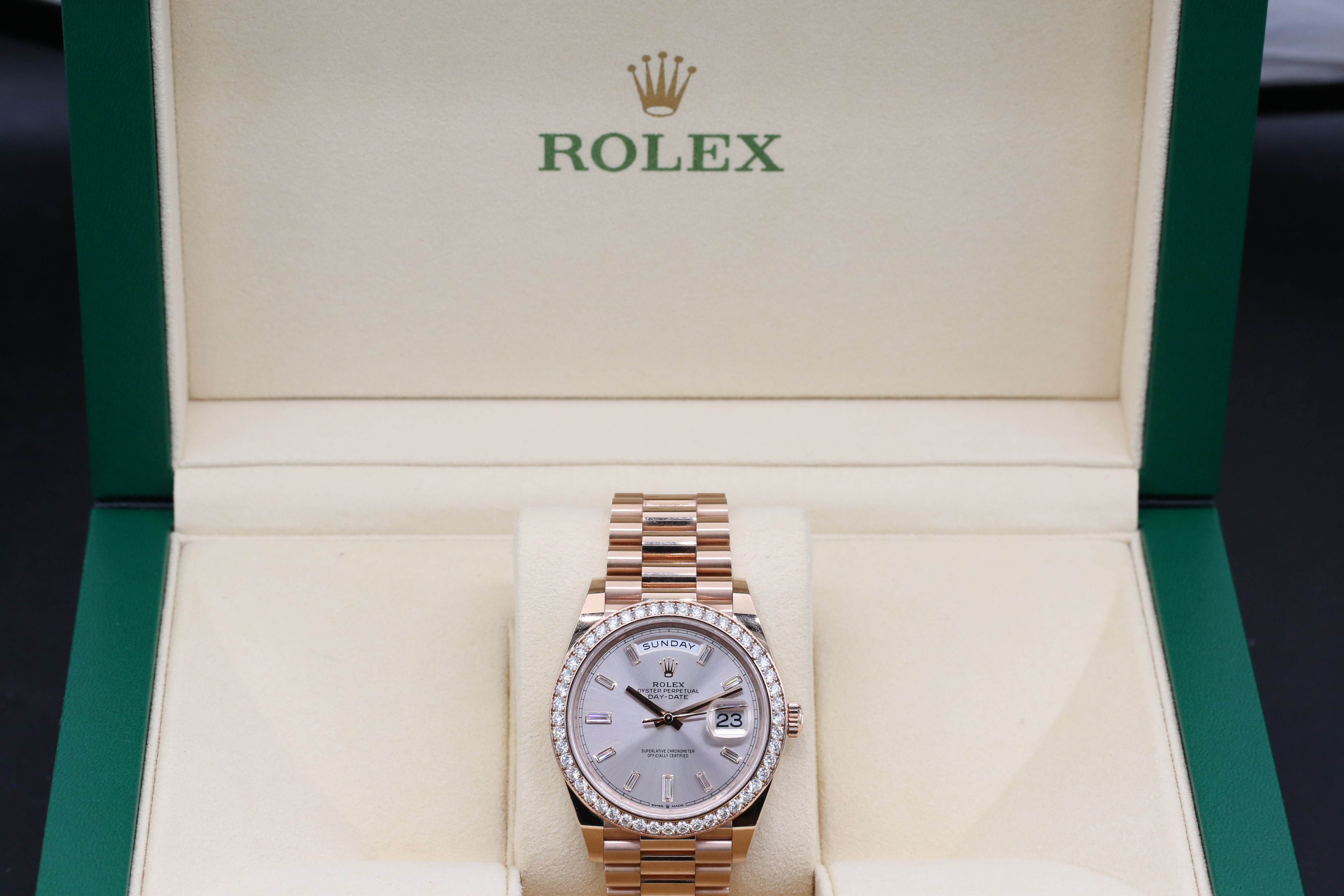 Rolex Day-Date 40 228345 RBR Thumbnail 4