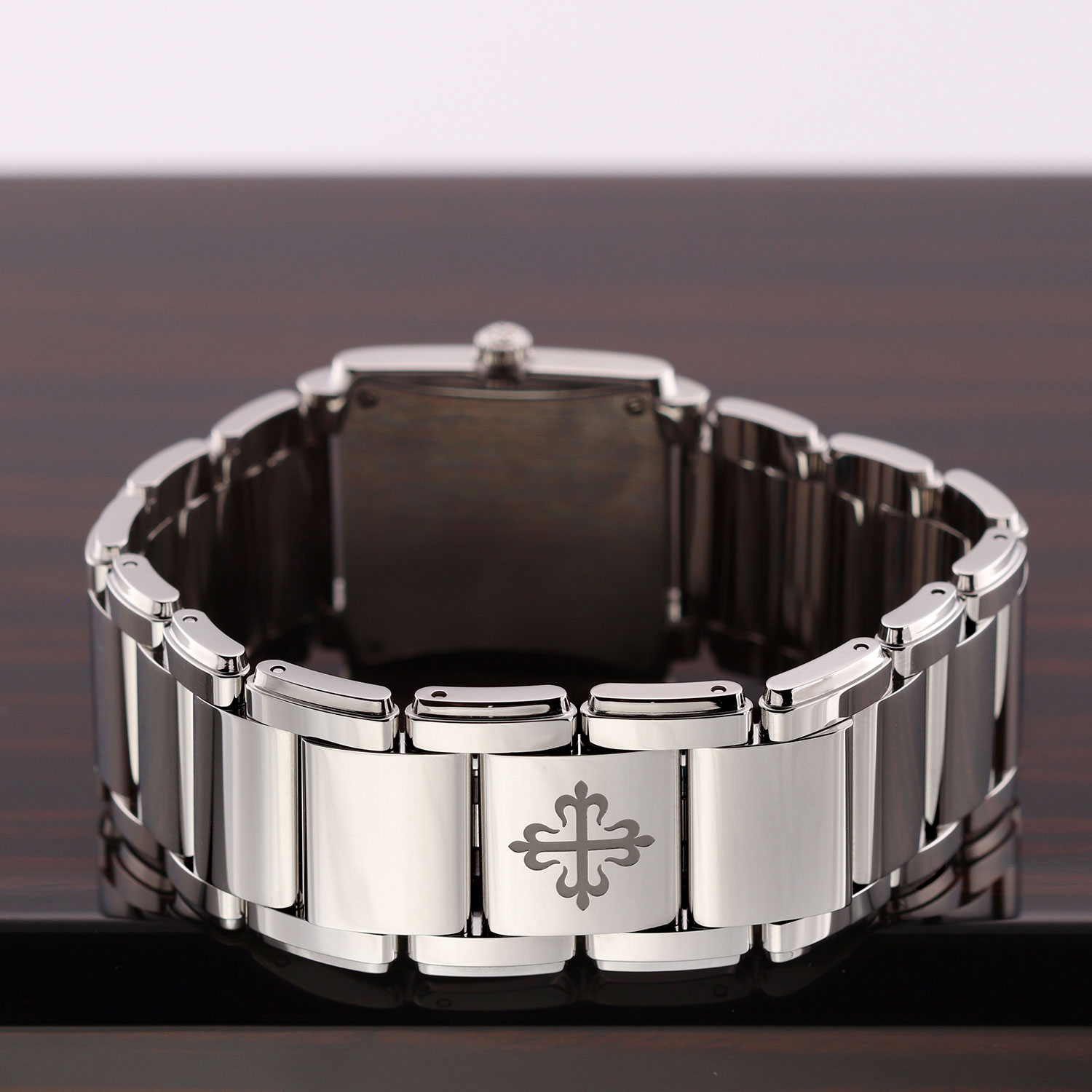 Patek Philippe Twenty-4 4910/1200A-001 Thumbnail 4