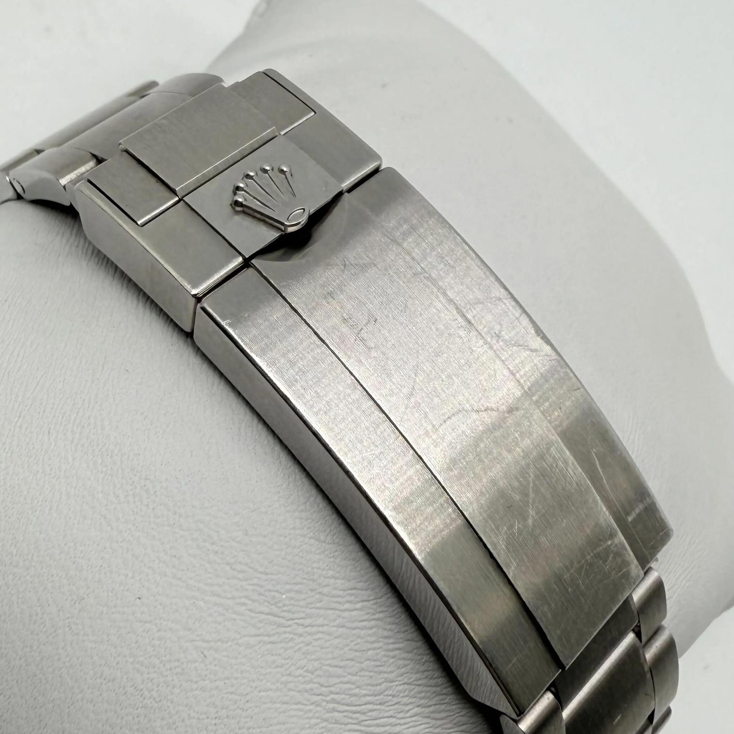 Rolex Submariner 116610 LN Thumbnail 3