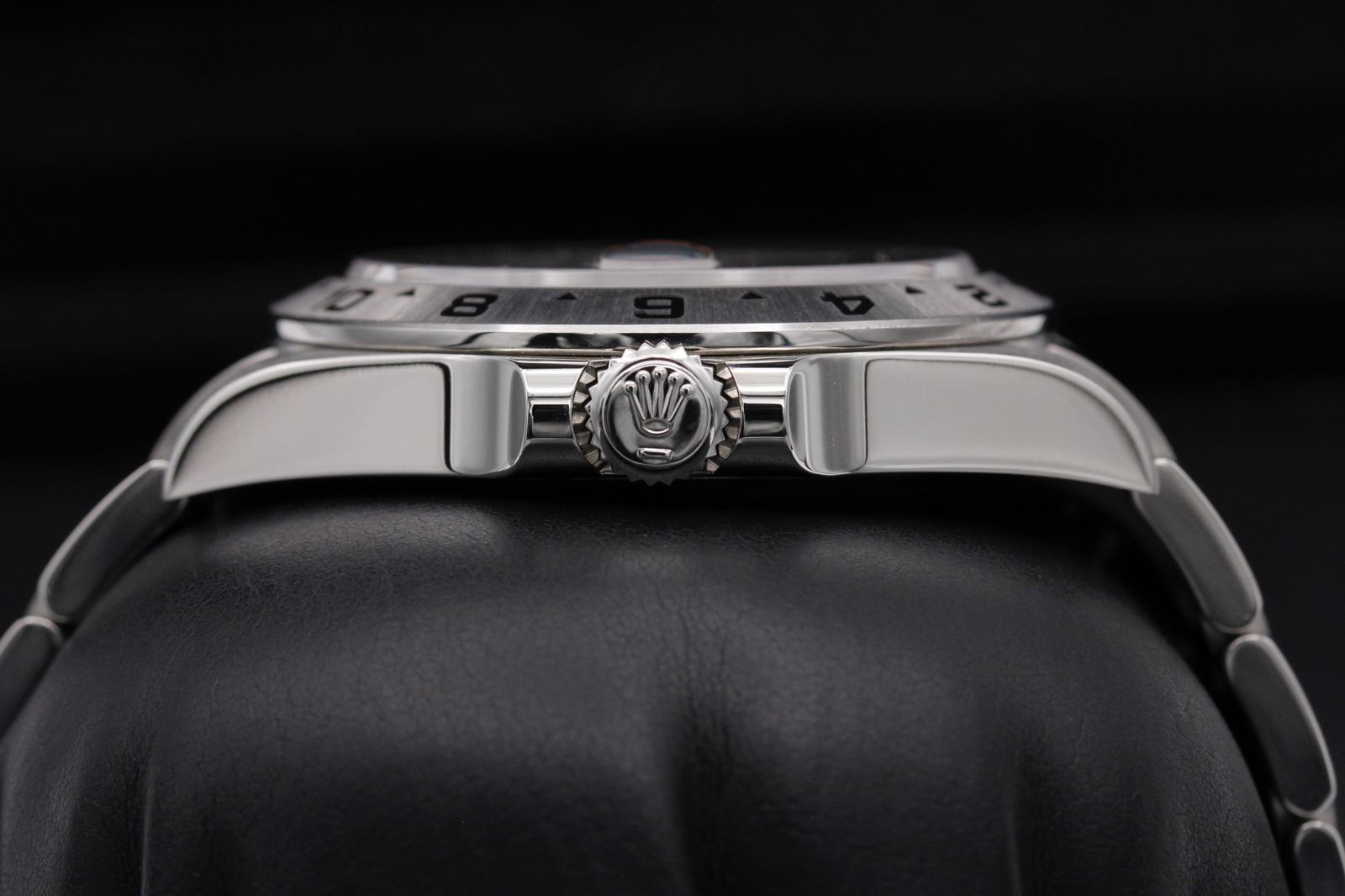 Rolex Explorer II 226570 Thumbnail 3