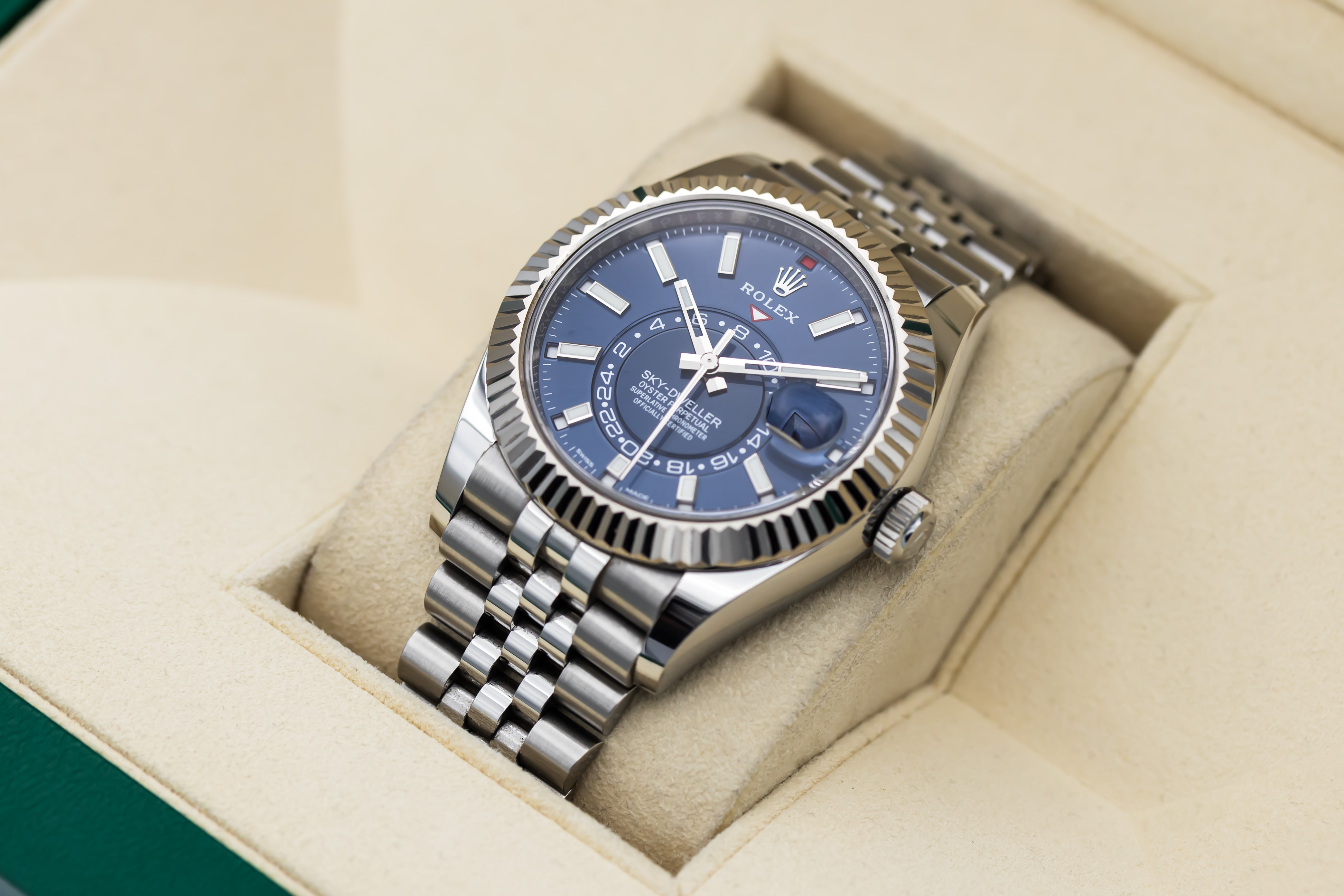 Rolex Sky-Dweller 326934 Thumbnail 5