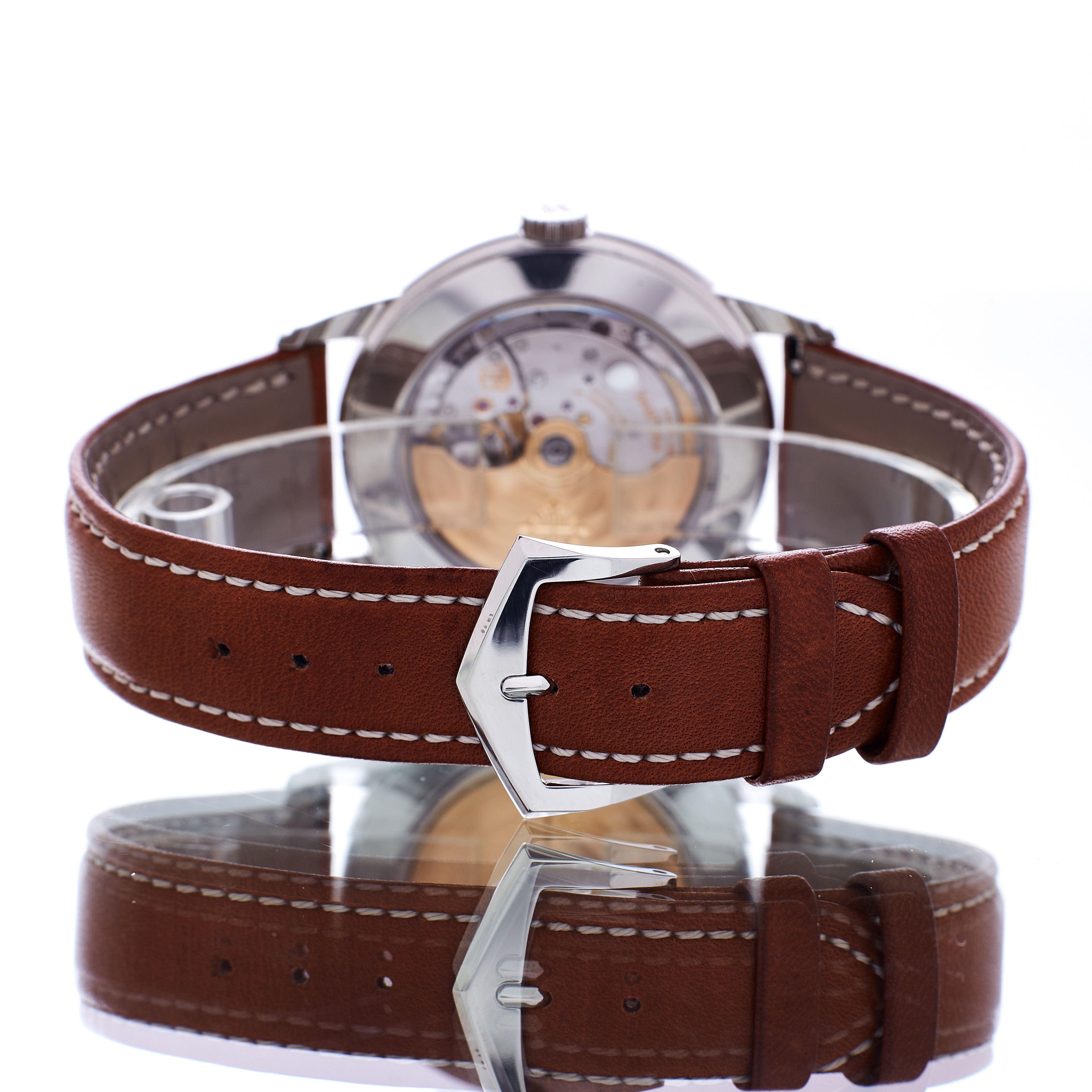 Patek Philippe Complications 5212A-001 Thumbnail 3