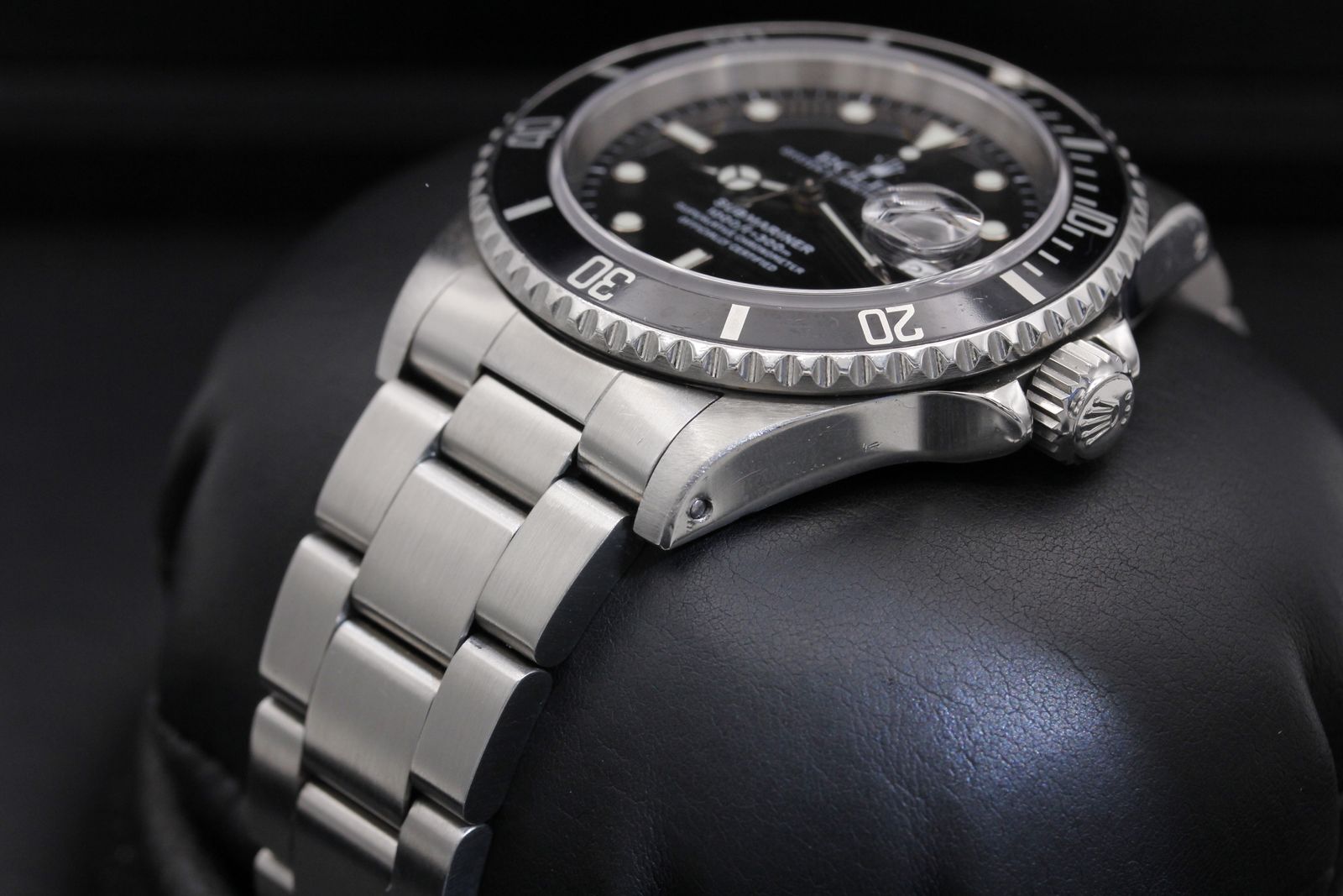 Rolex Submariner 16610 Thumbnail 2