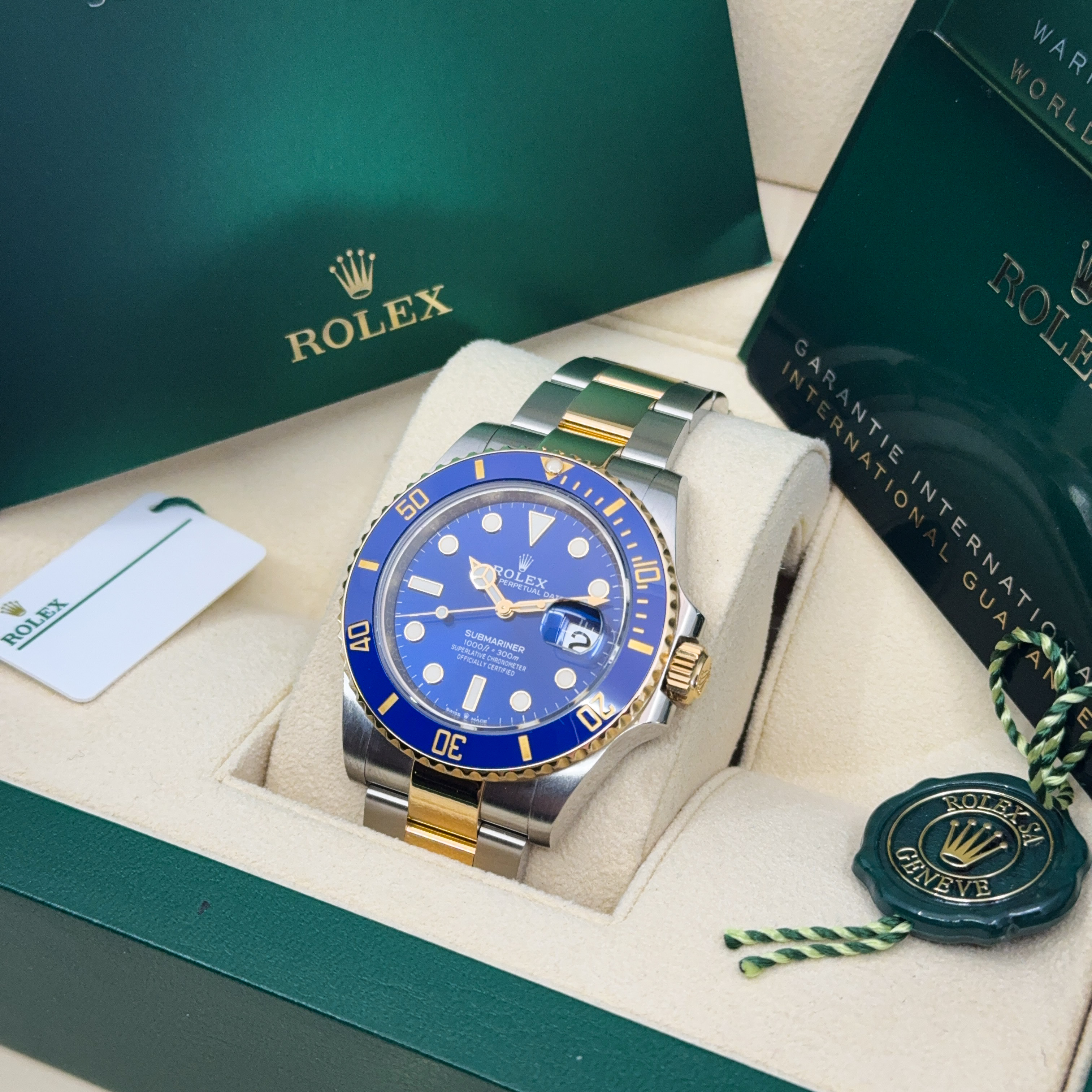 Rolex Submariner 126613 LB Thumbnail 5