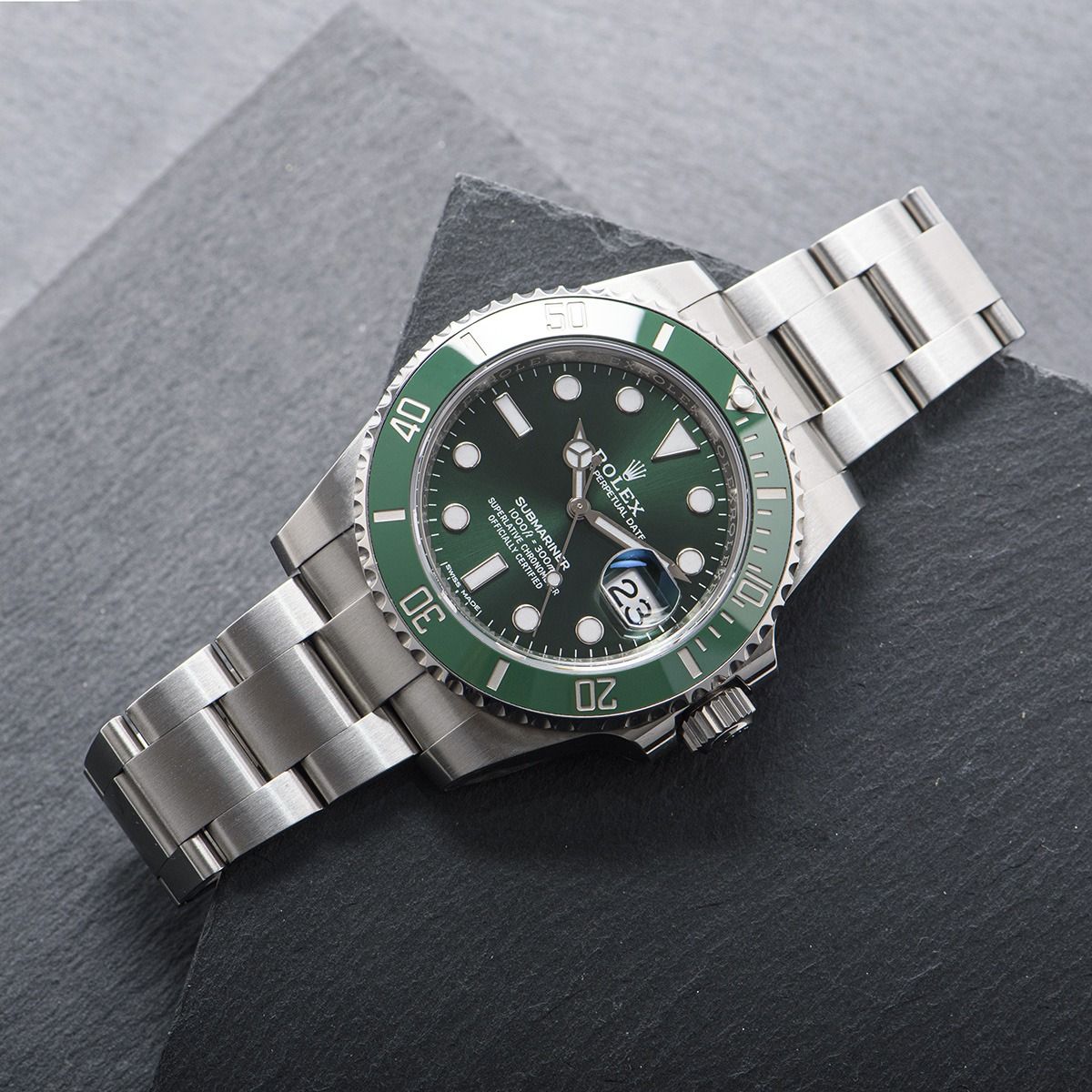 Rolex Submariner Hulk Thumbnail 6