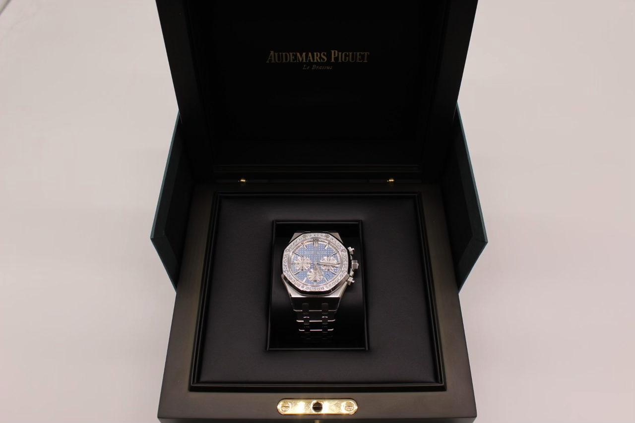 Audemars Piguet Royal Oak 26715ST.ZZ.1356ST.01 Thumbnail 6