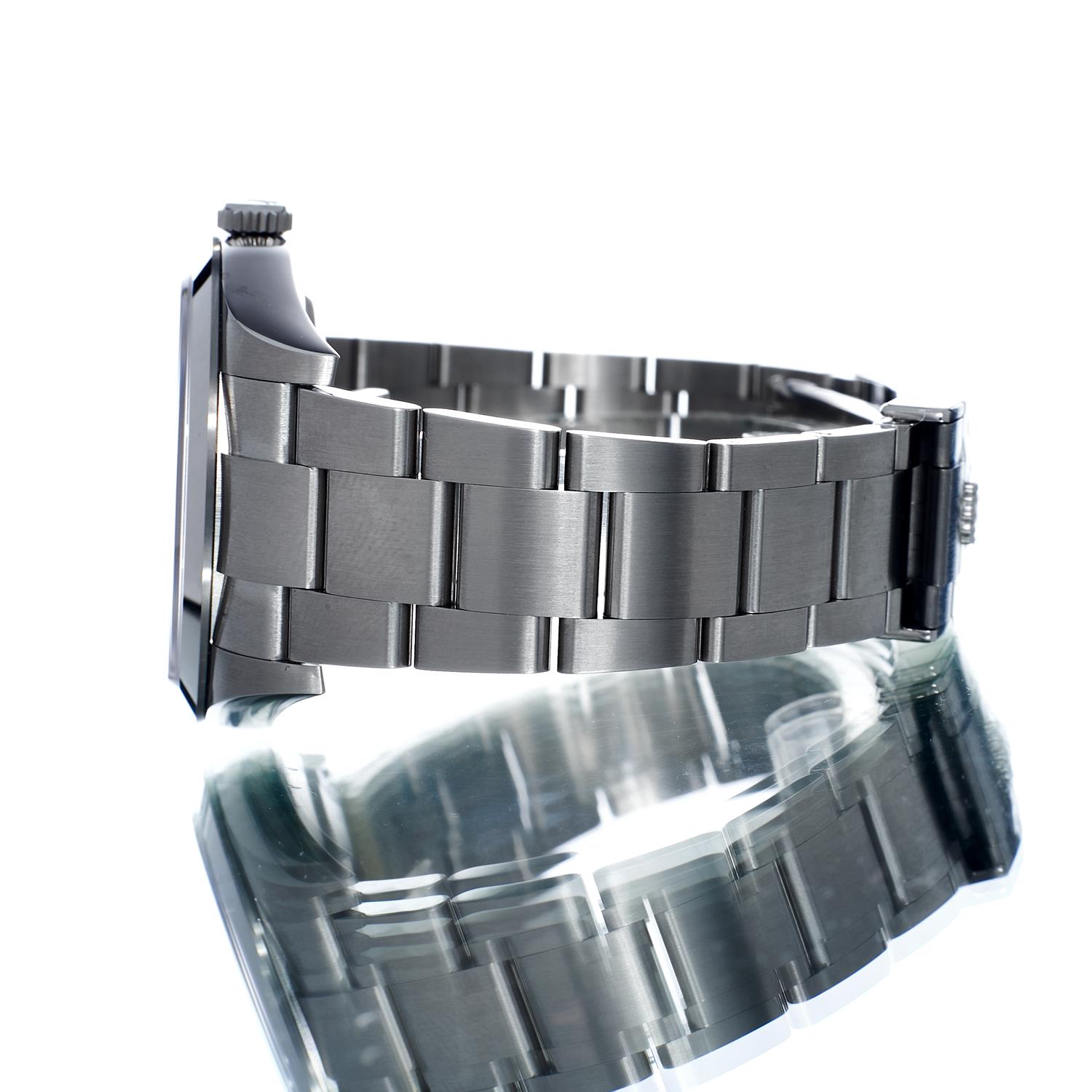 Rolex Explorer 214270 Thumbnail 2