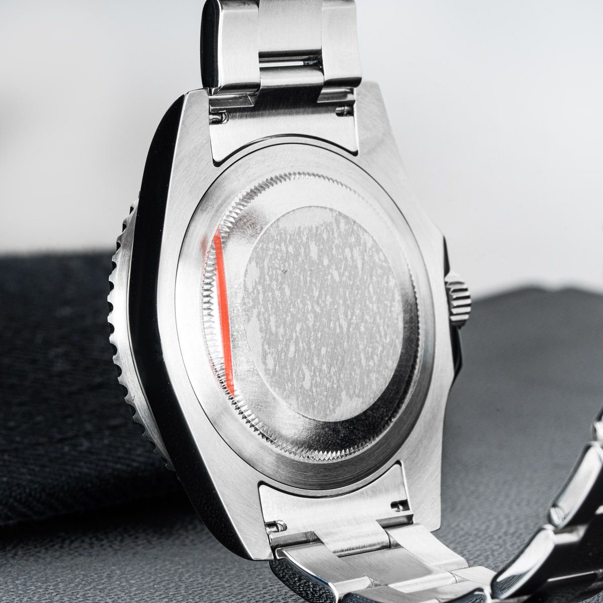 Rolex GMT Master II 116710 LN Thumbnail 3