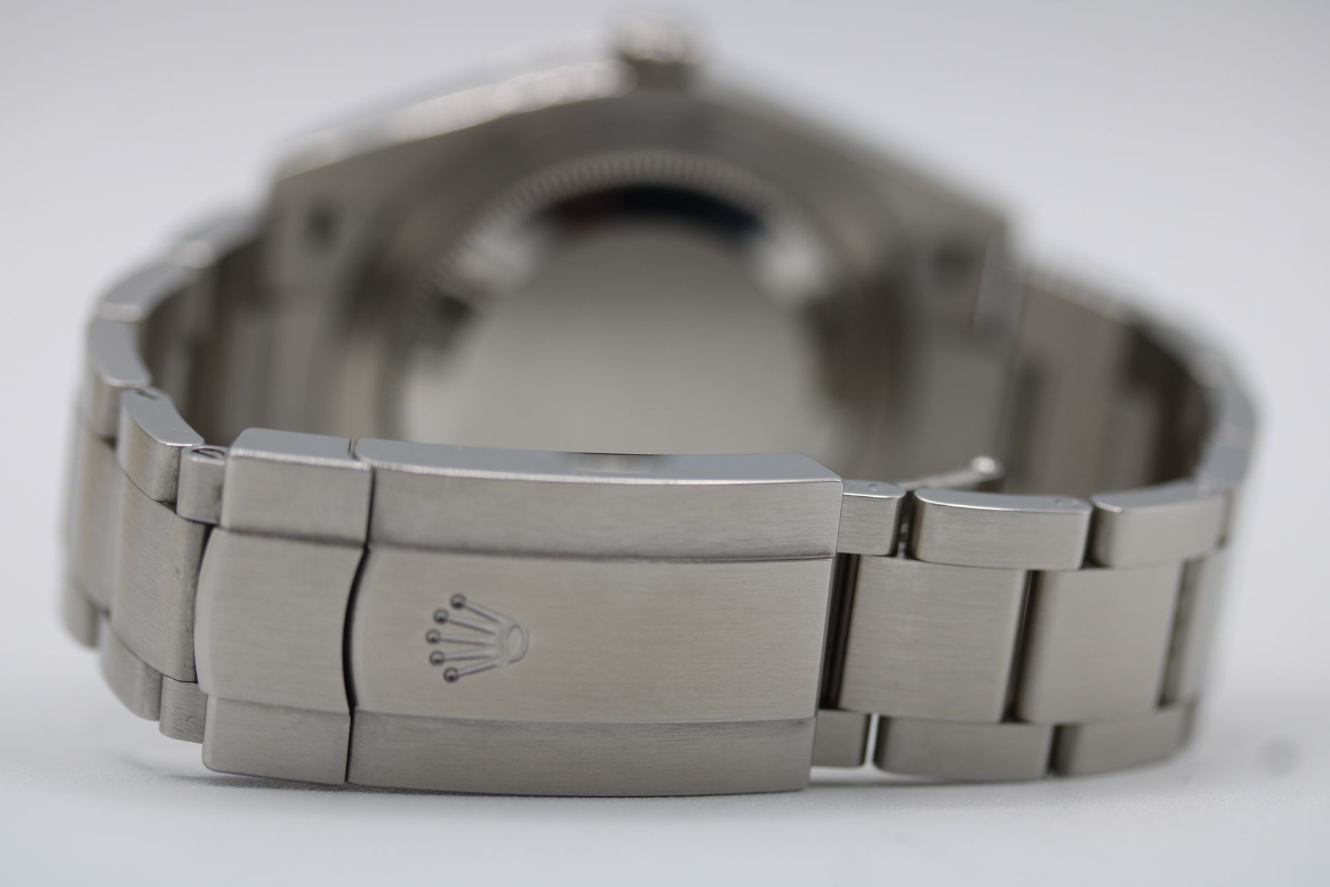 Rolex Oyster Perpetual 124300 Thumbnail 3