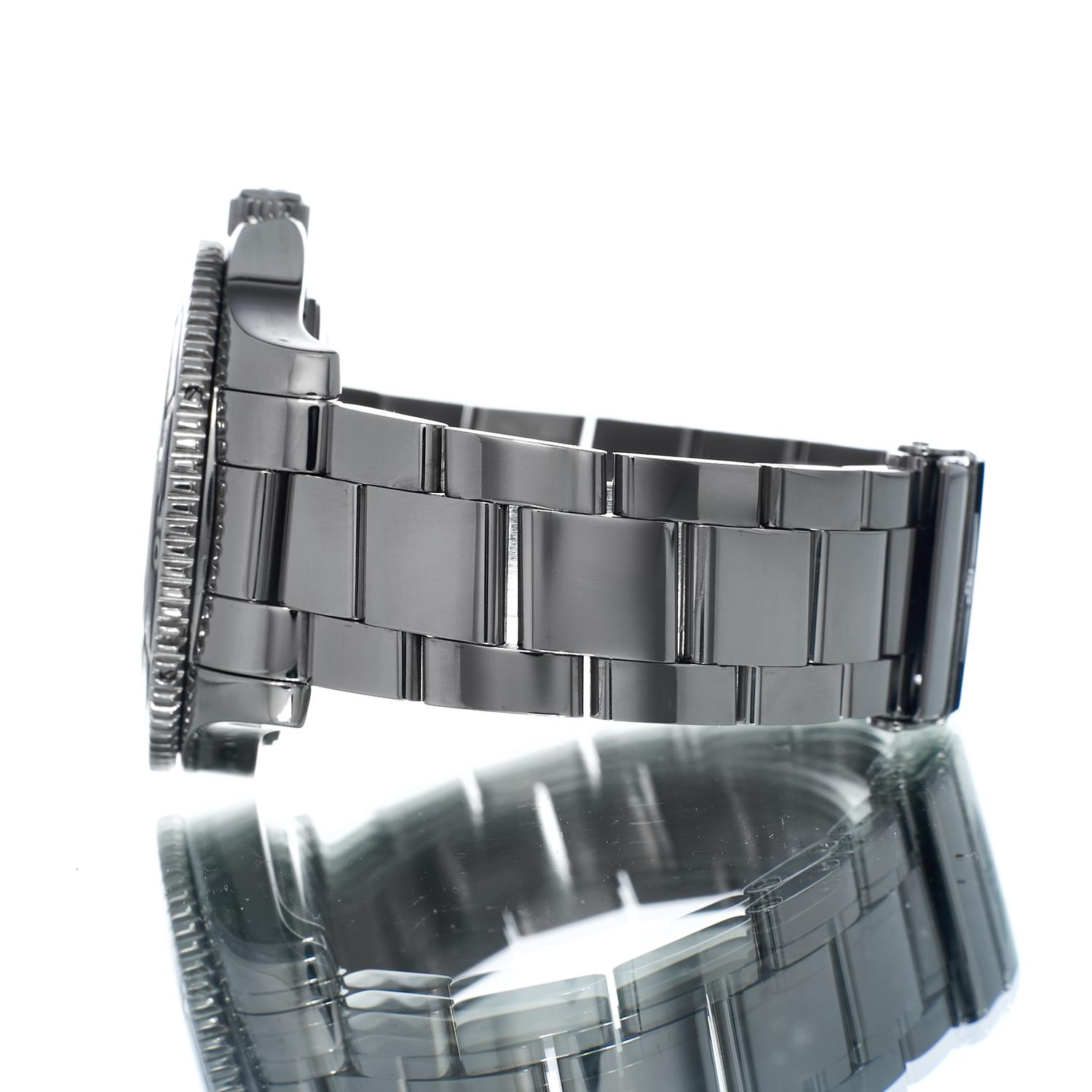 Breitling SuperOcean II 42 A17365 Thumbnail 2