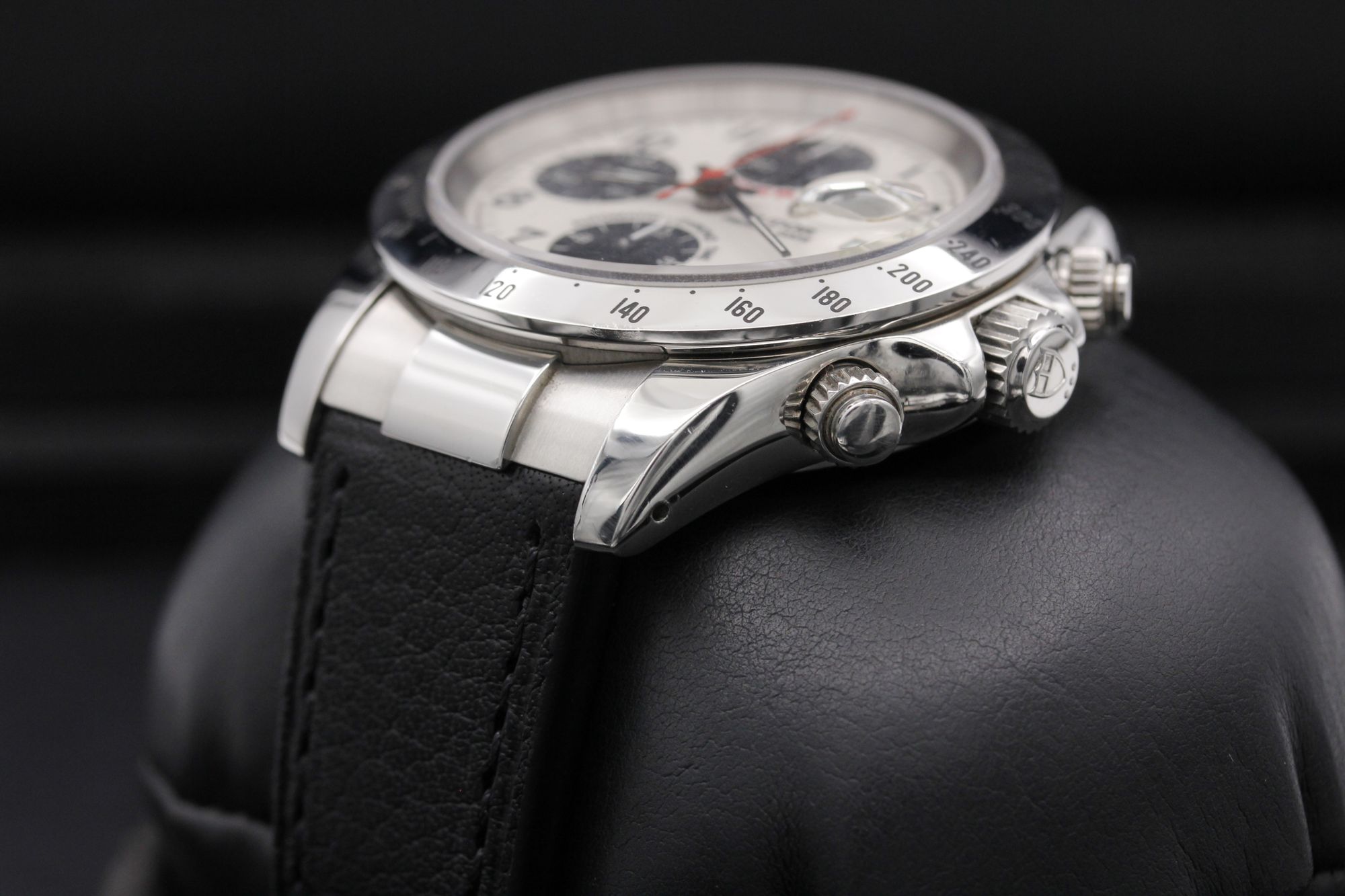 Tudor Prince Date 79280 Thumbnail 2