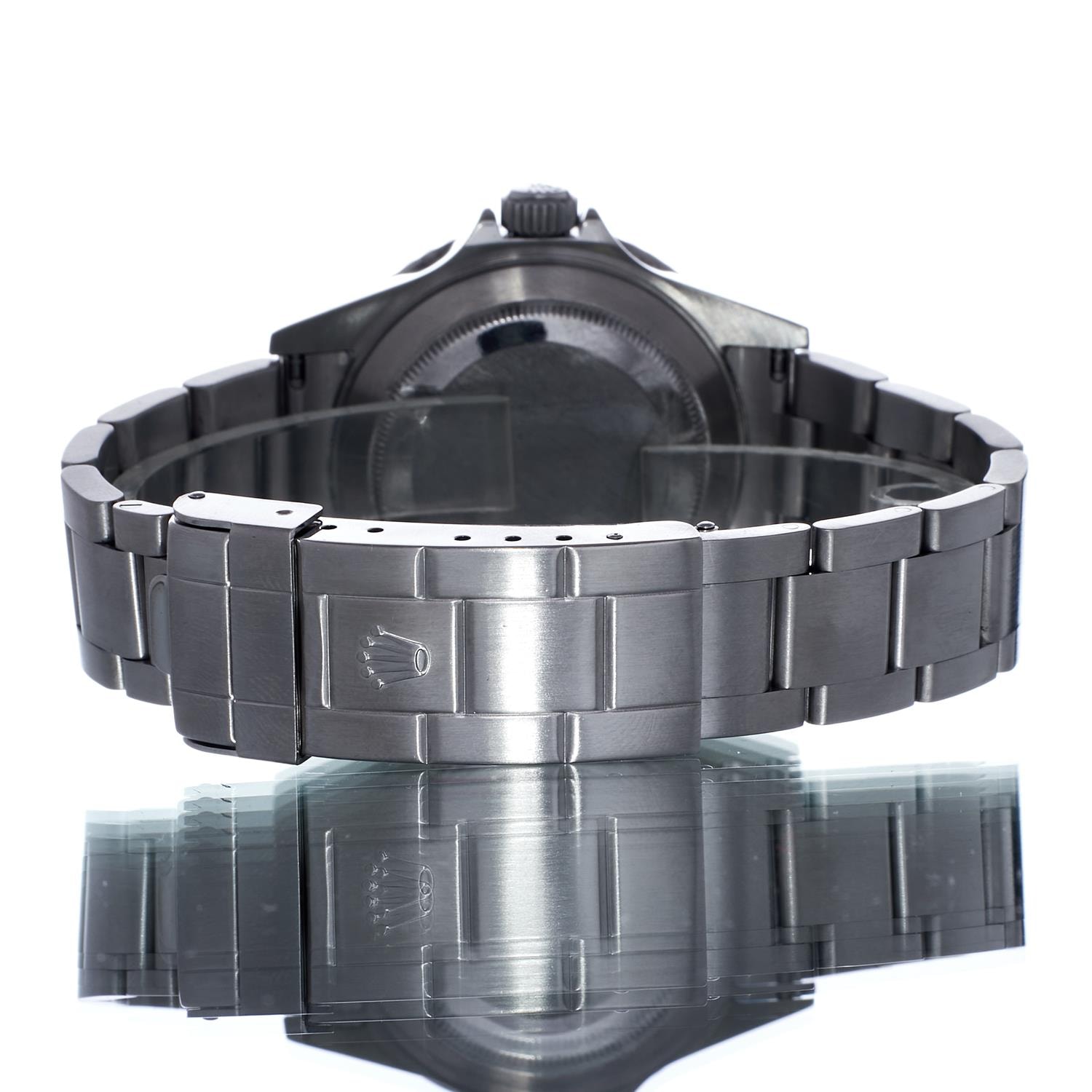 Rolex Submariner 16610 Thumbnail 3