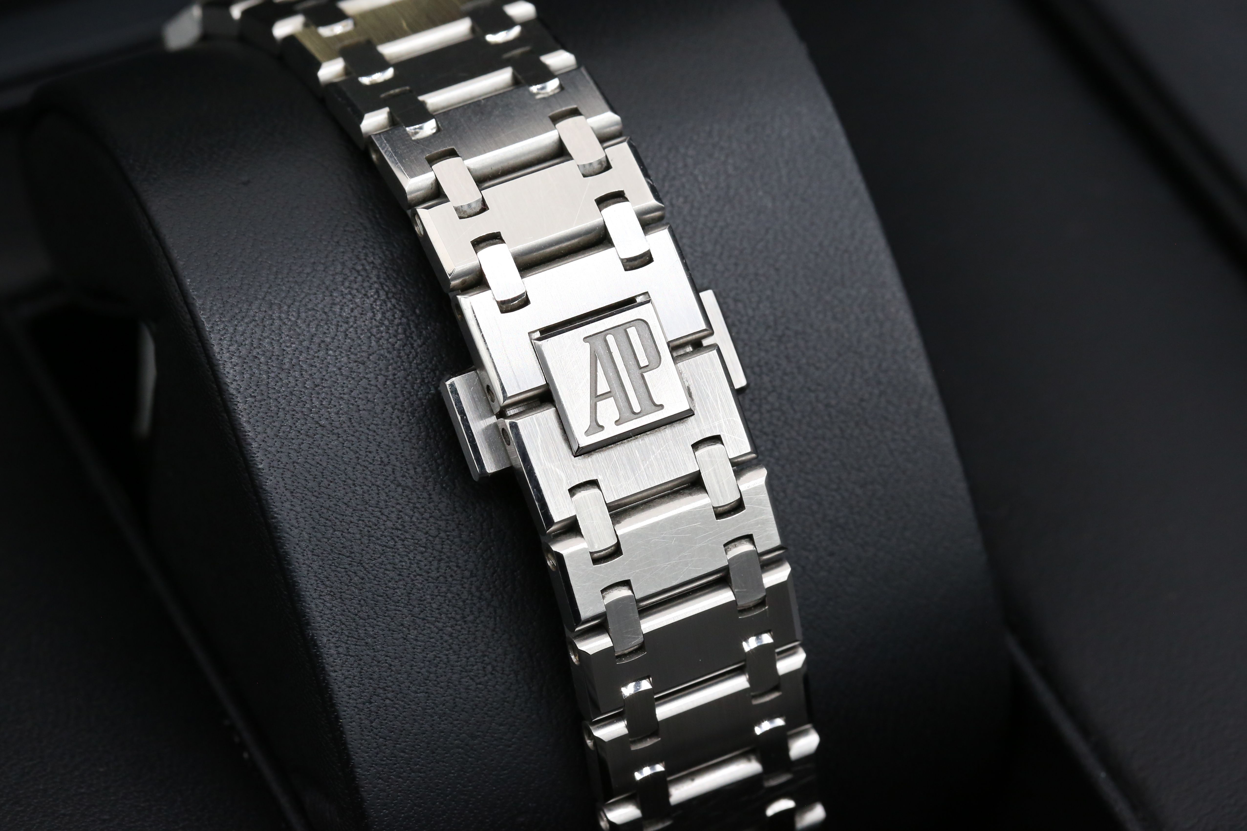 Audemars Piguet Royal Oak 15202ST.OO.1240ST.01 Thumbnail 3