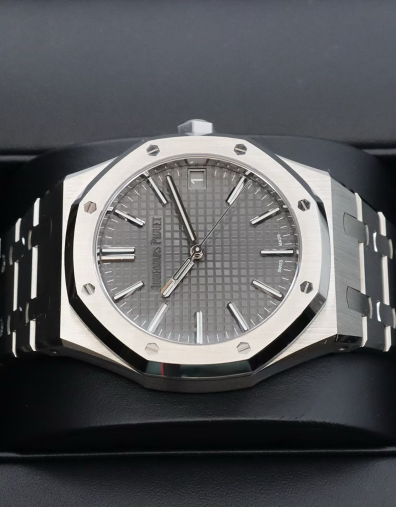 Audemars Piguet Royal Oak 15510ST.OO.1320ST.10 Thumbnail 2