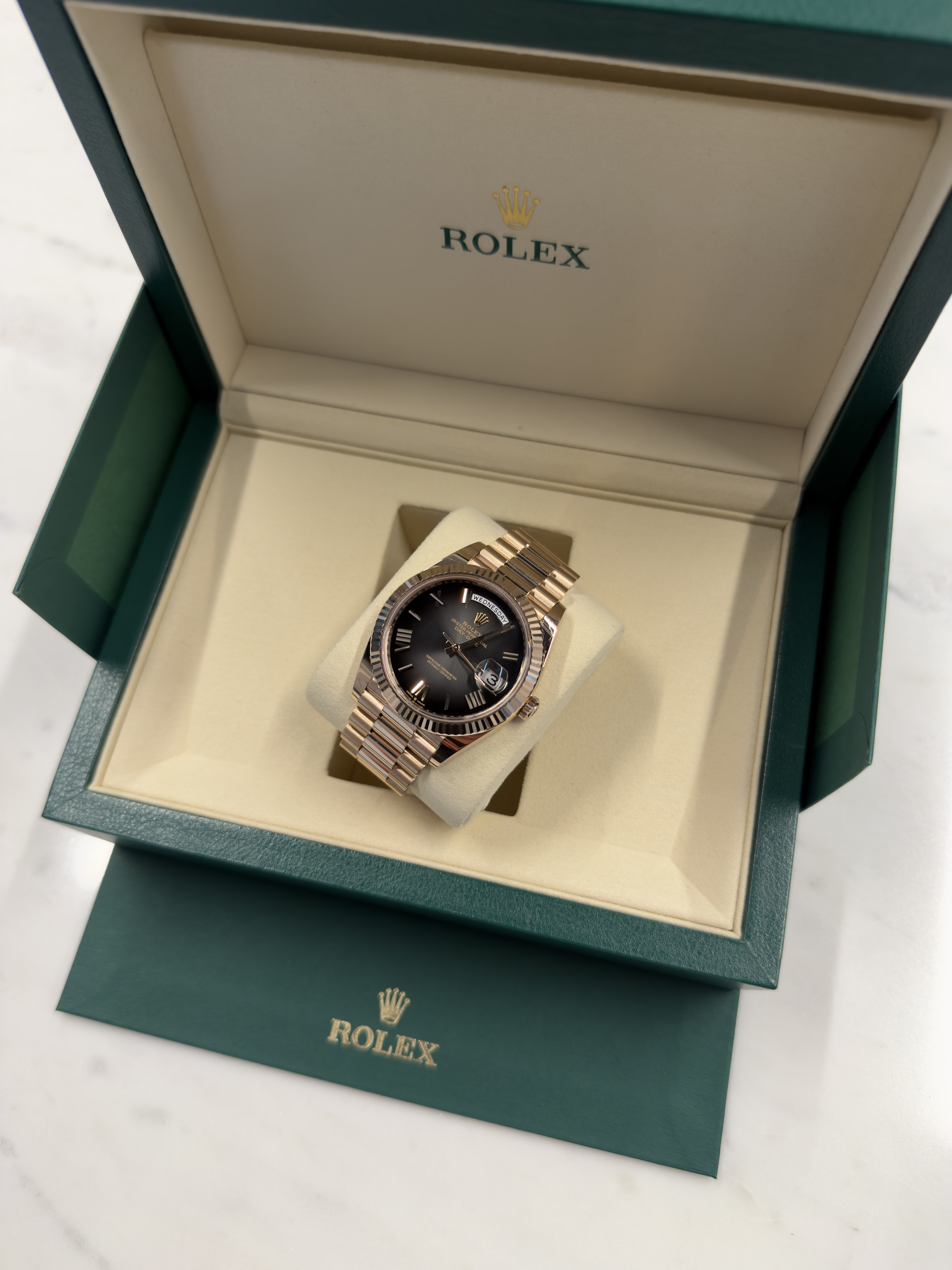 Rolex Day-Date 40 228235 Thumbnail 6