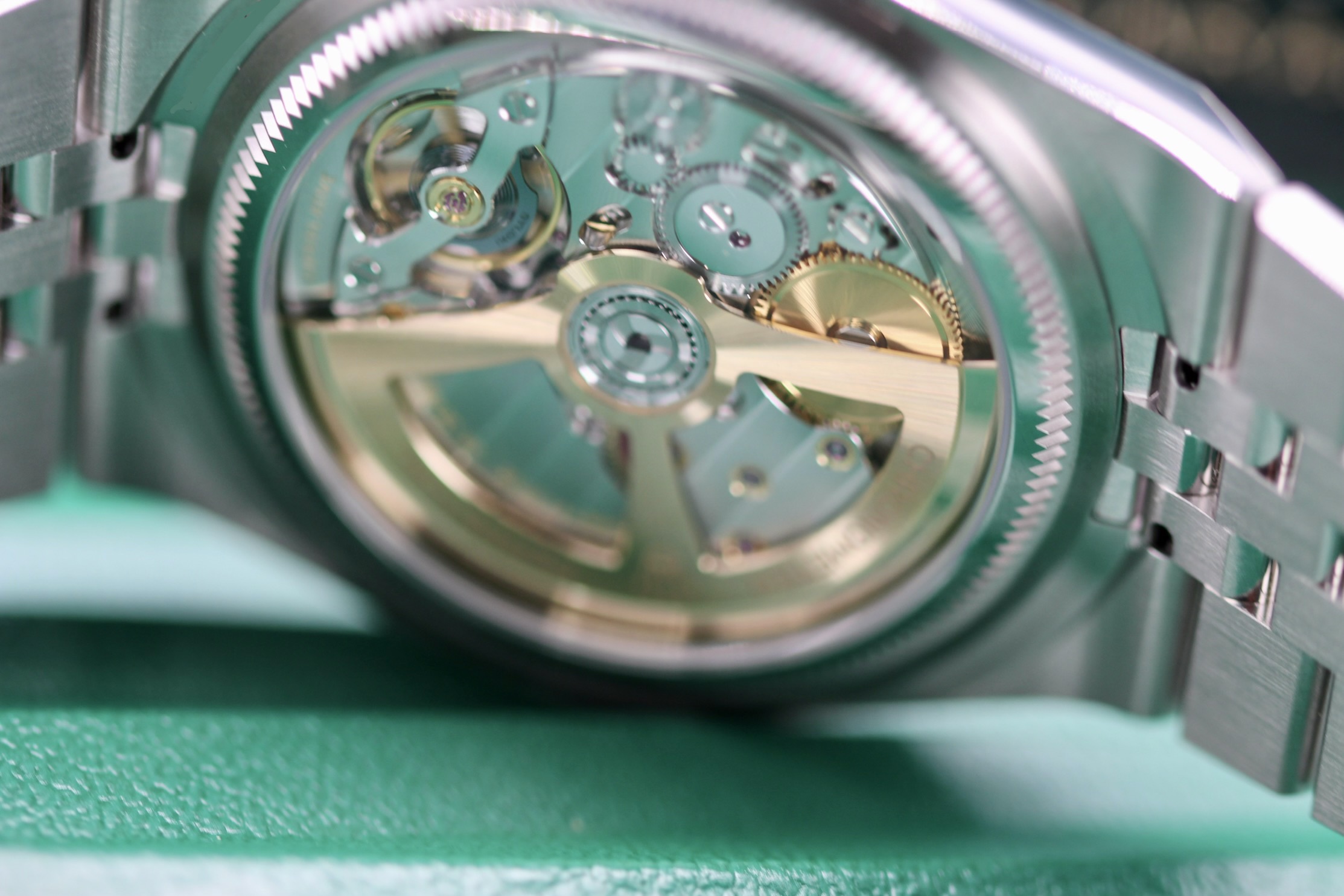 Rolex Land-Dweller 40 127334 Thumbnail 4