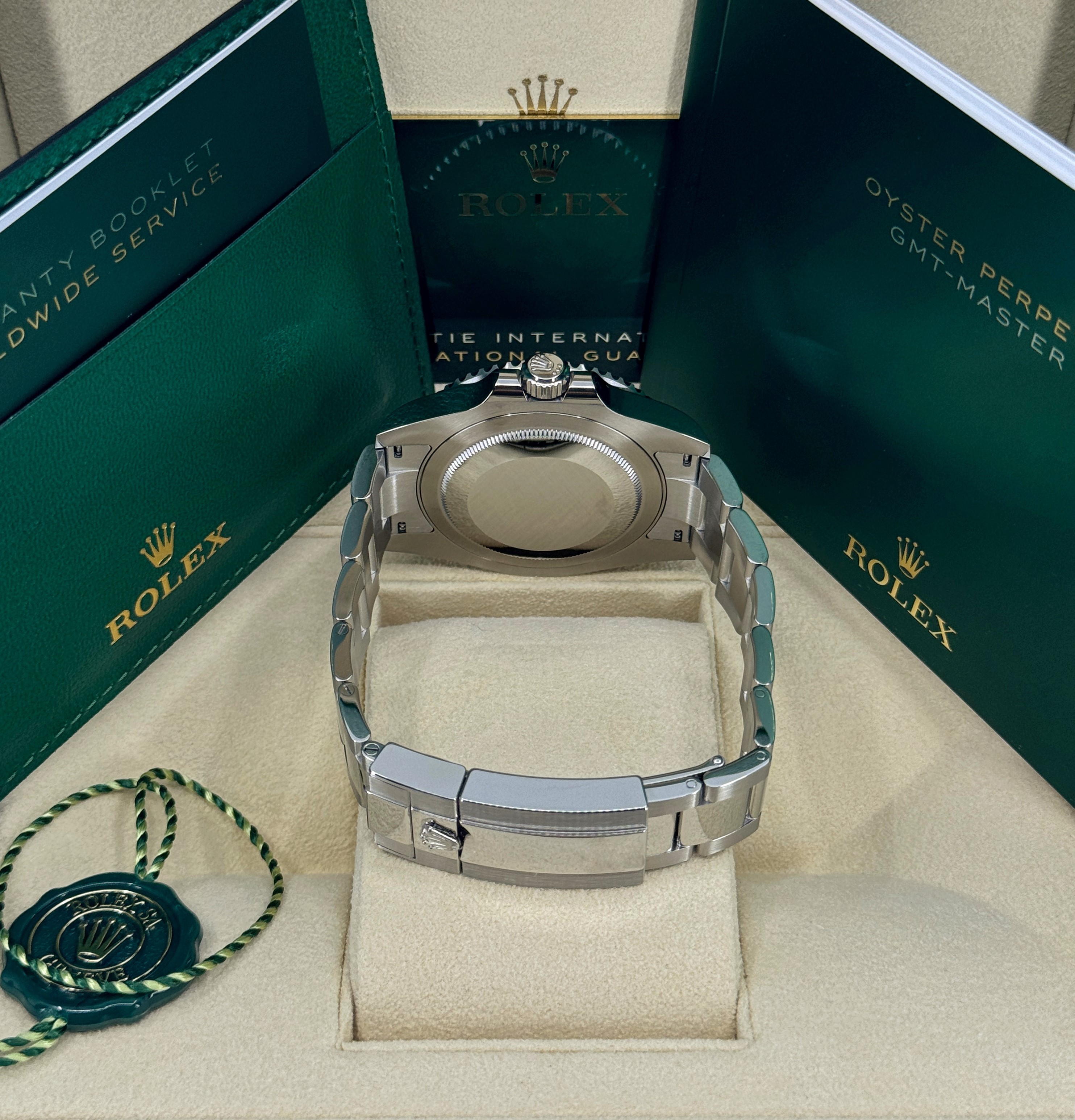 Rolex GMT Master II 126710 GRNR Thumbnail 4