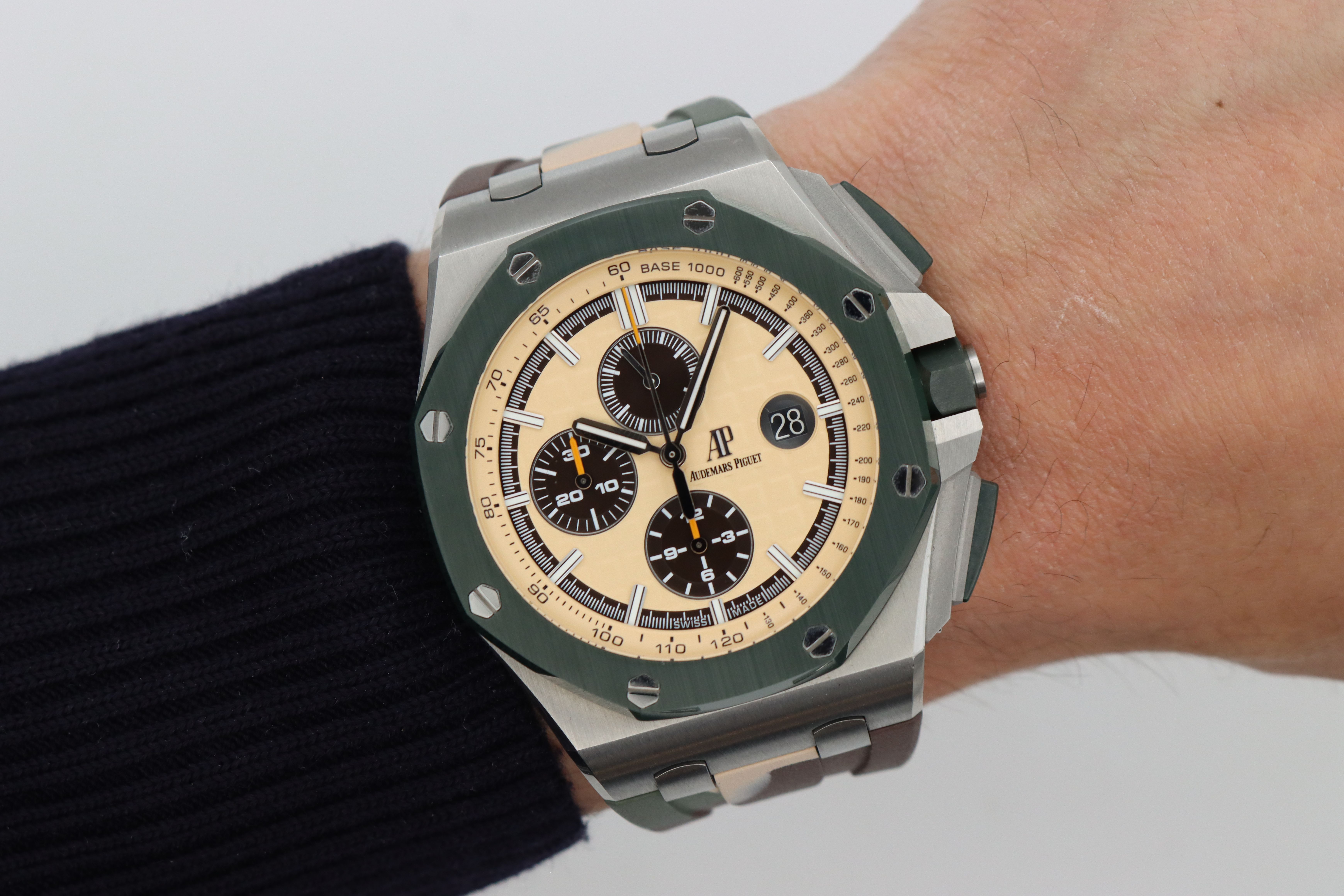 Audemars Piguet Royal Oak Offshore 26400SO.OO.A054CA.01 Thumbnail 5
