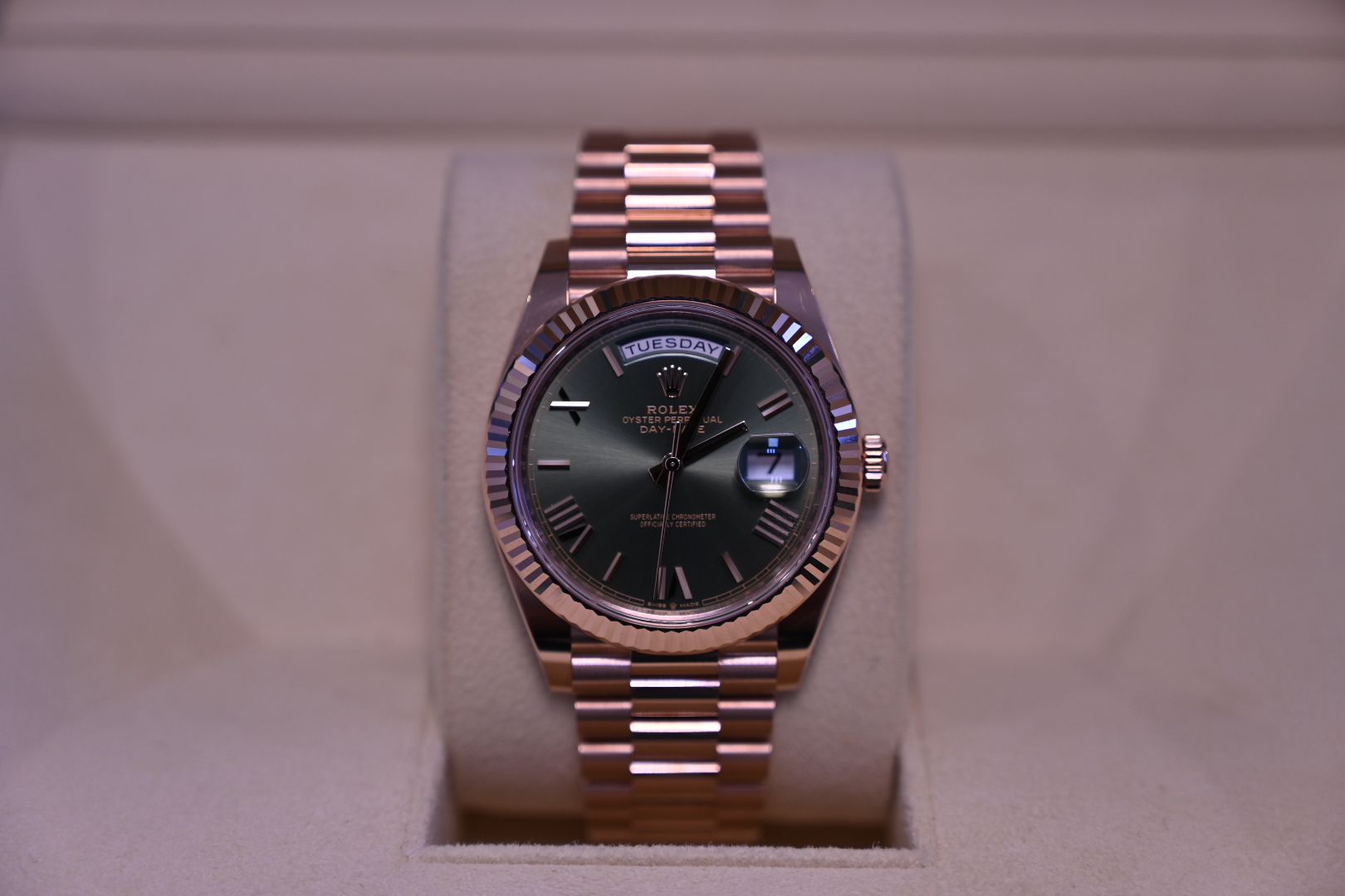 Rolex Day-Date 40 228235 Thumbnail 5