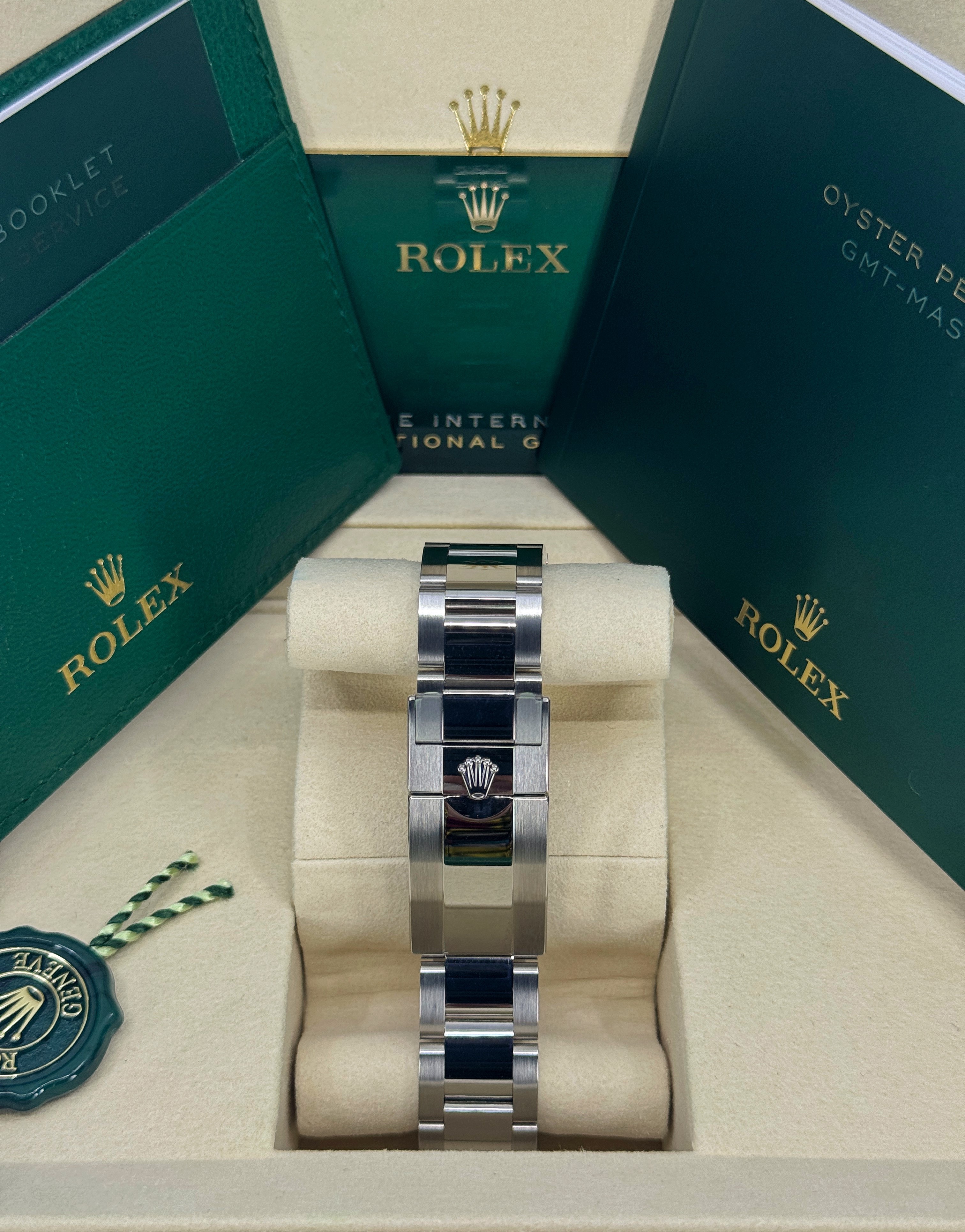 Rolex GMT Master II 126710 BLNR Thumbnail 3