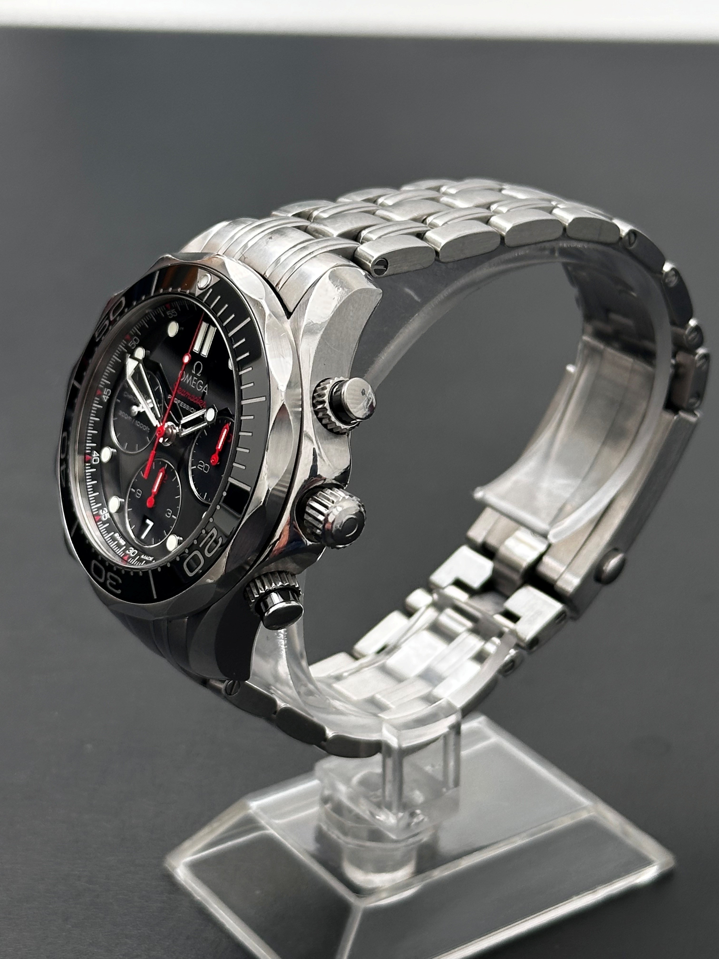 Omega Seamaster Diver 300m 212.30.42.50.01.001 Thumbnail 3