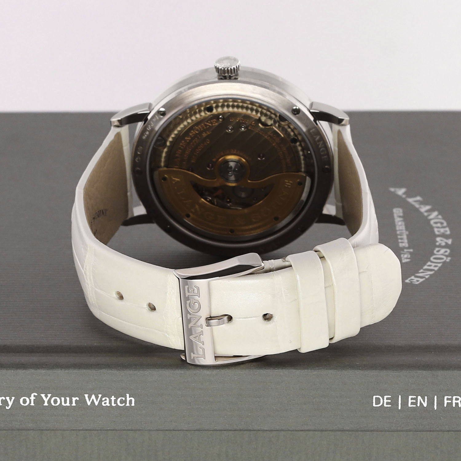 A. Lange and Sohne Saxonia 840.029 Thumbnail 4