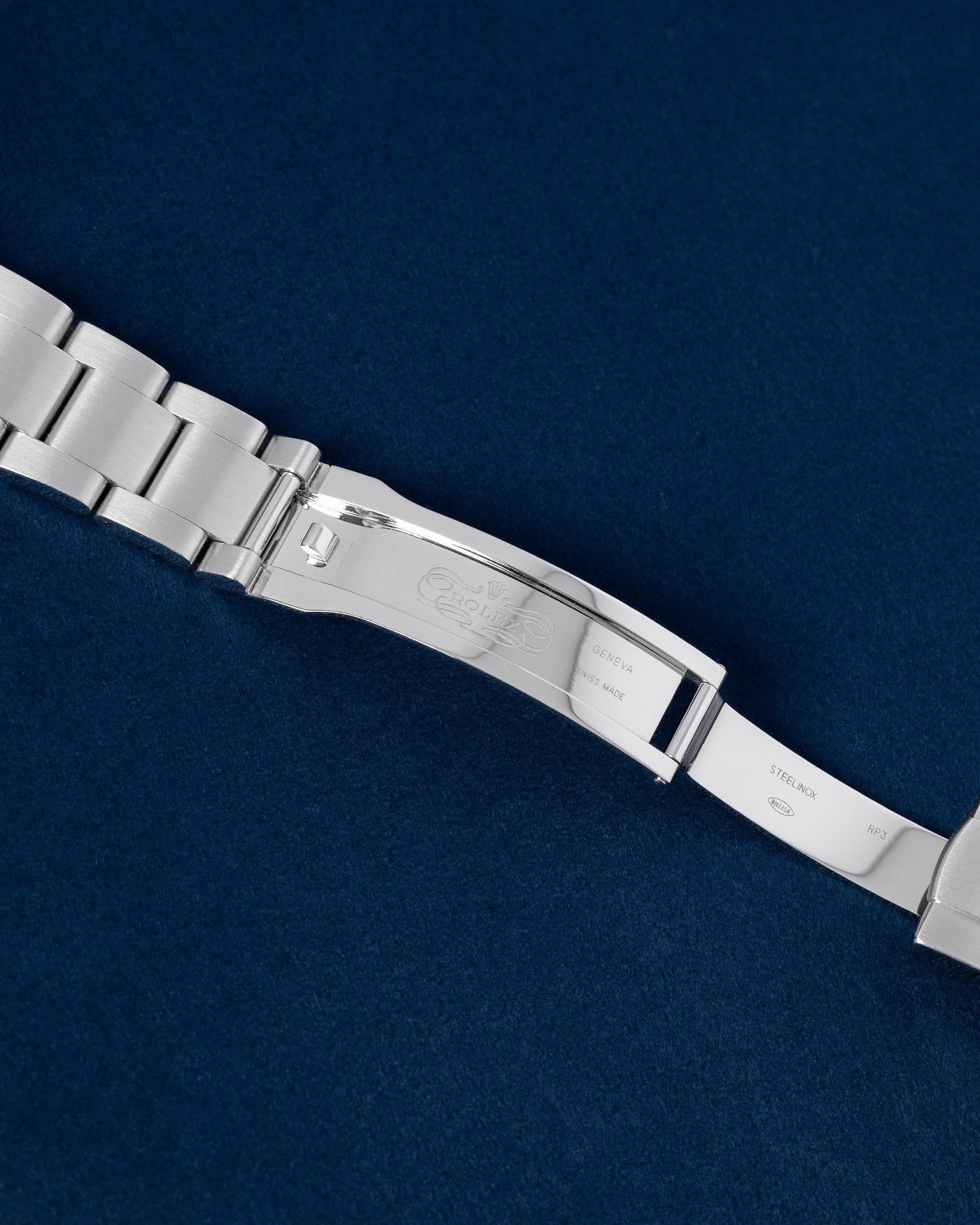 Rolex Oyster Perpetual 126000 Thumbnail 3