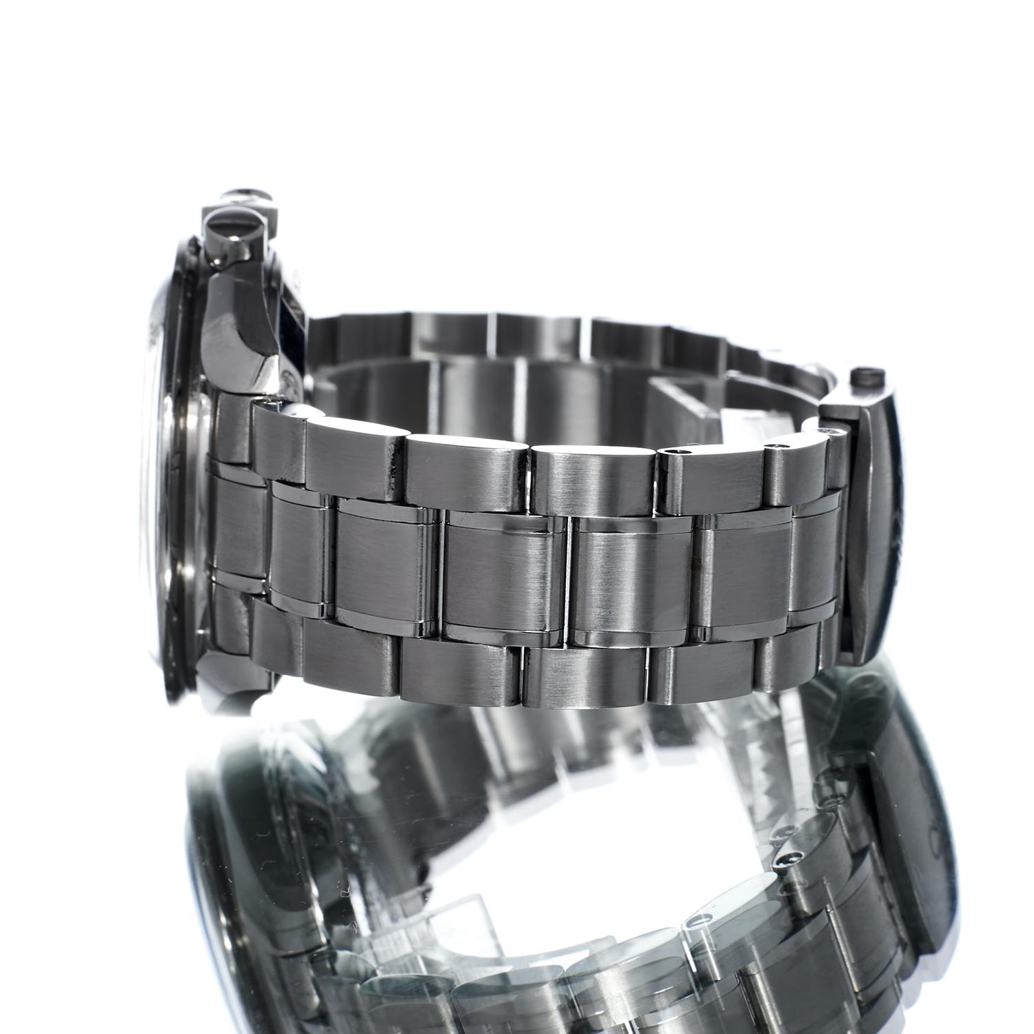 Omega Speedmaster Moonwatch 311.30.42.30.01.005 Thumbnail 2