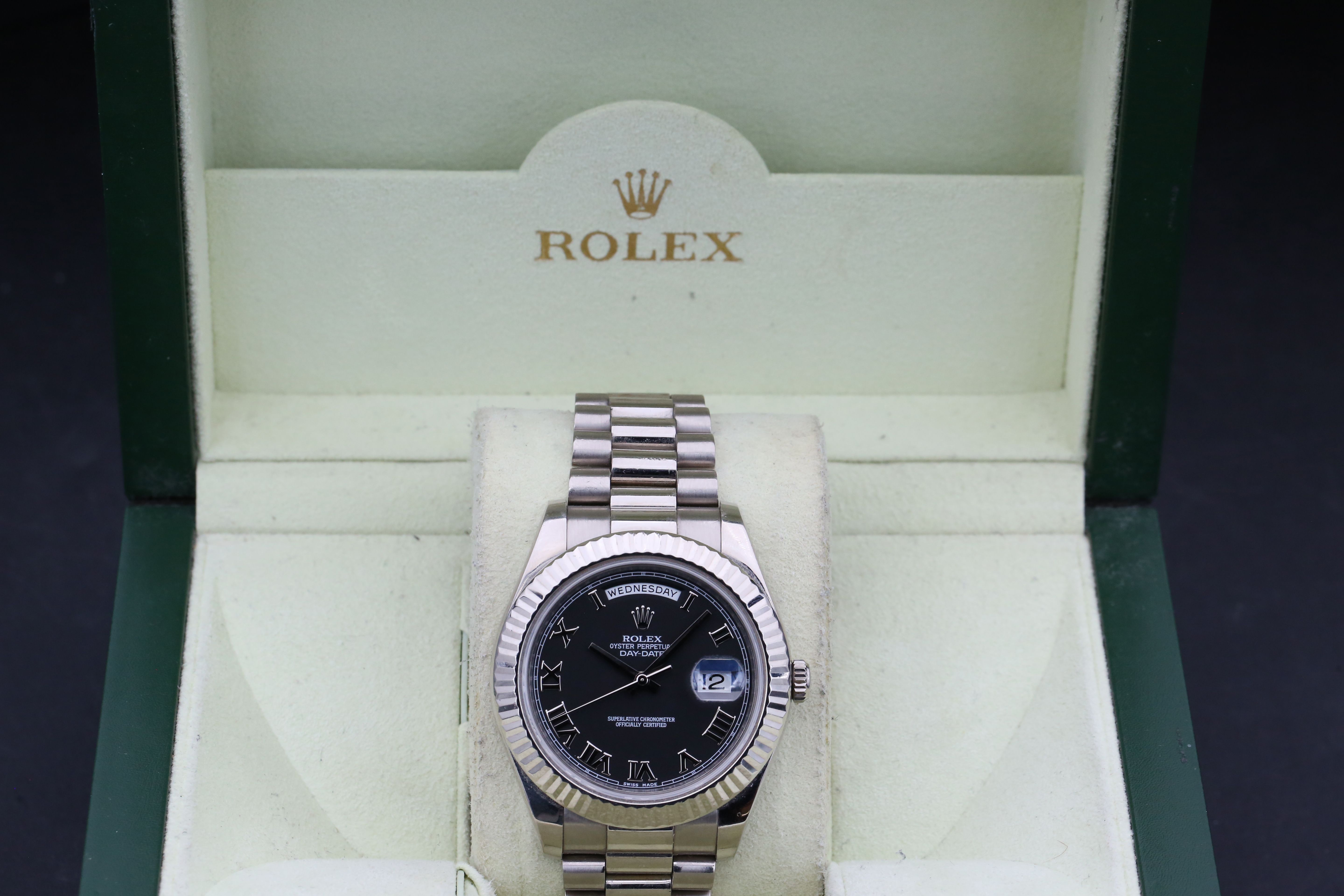 Rolex Day-Date II 218239 Thumbnail 4
