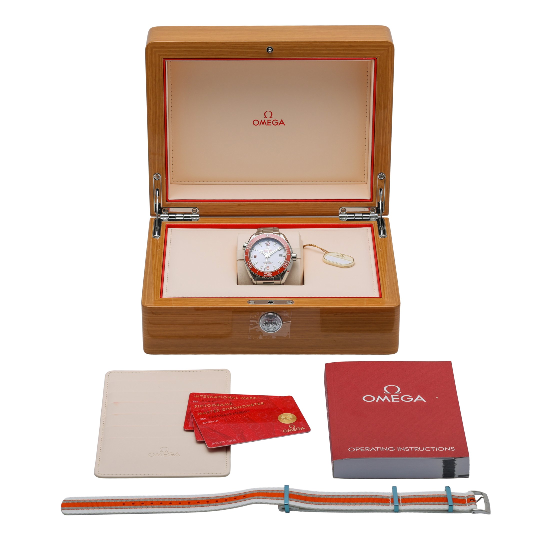 Omega Planet Ocean 215.30.44.21.04.001 Thumbnail 5