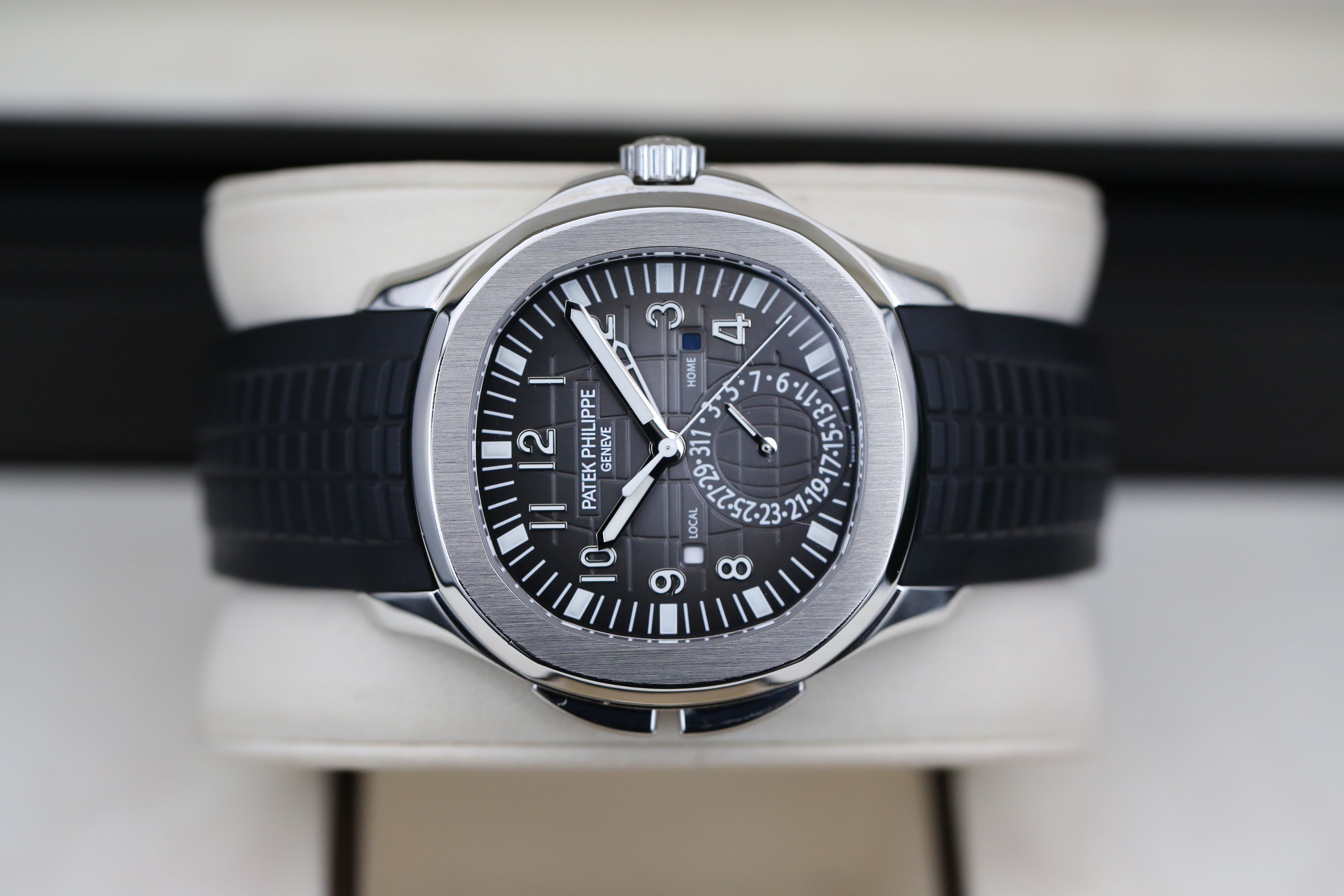 Patek Philippe Aquanaut 5164A-001 Thumbnail 6