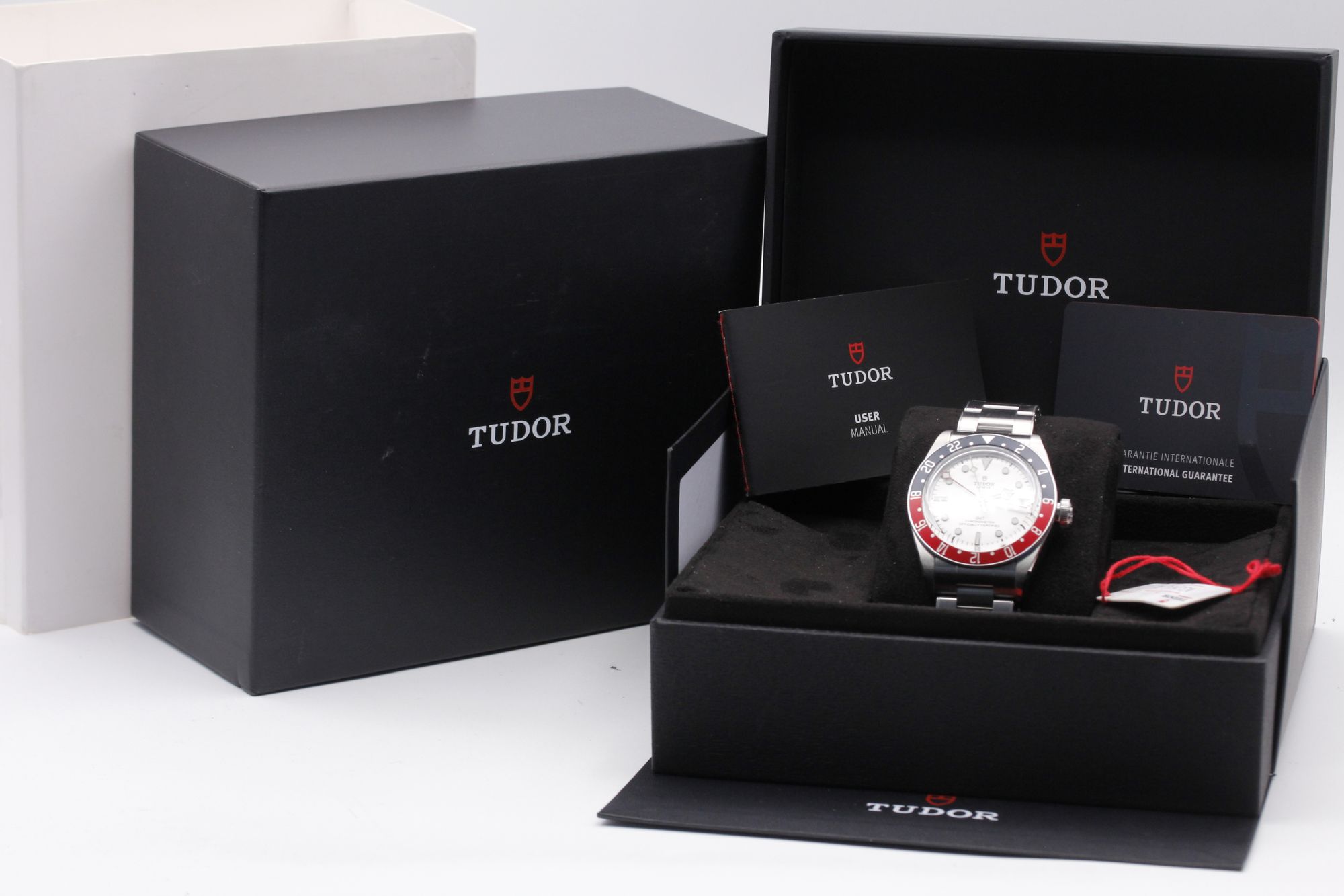 Tudor Black Bay GMT M79830RB-0010 Thumbnail 5