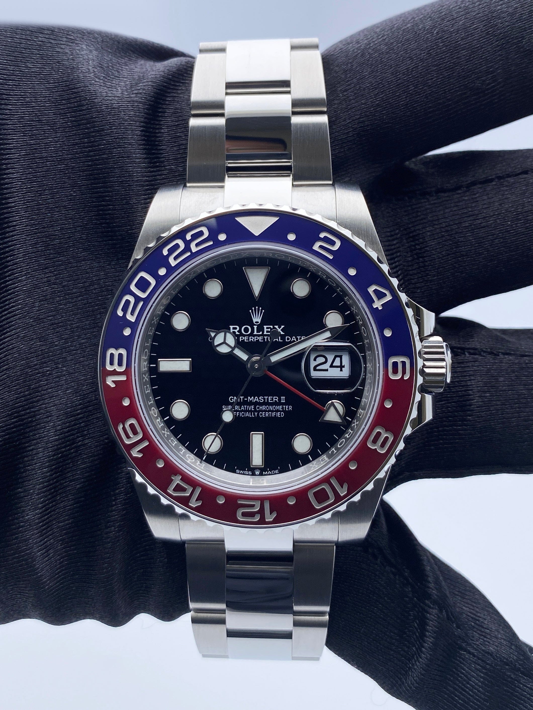 Rolex GMT Master II 126710 BLRO Thumbnail 2