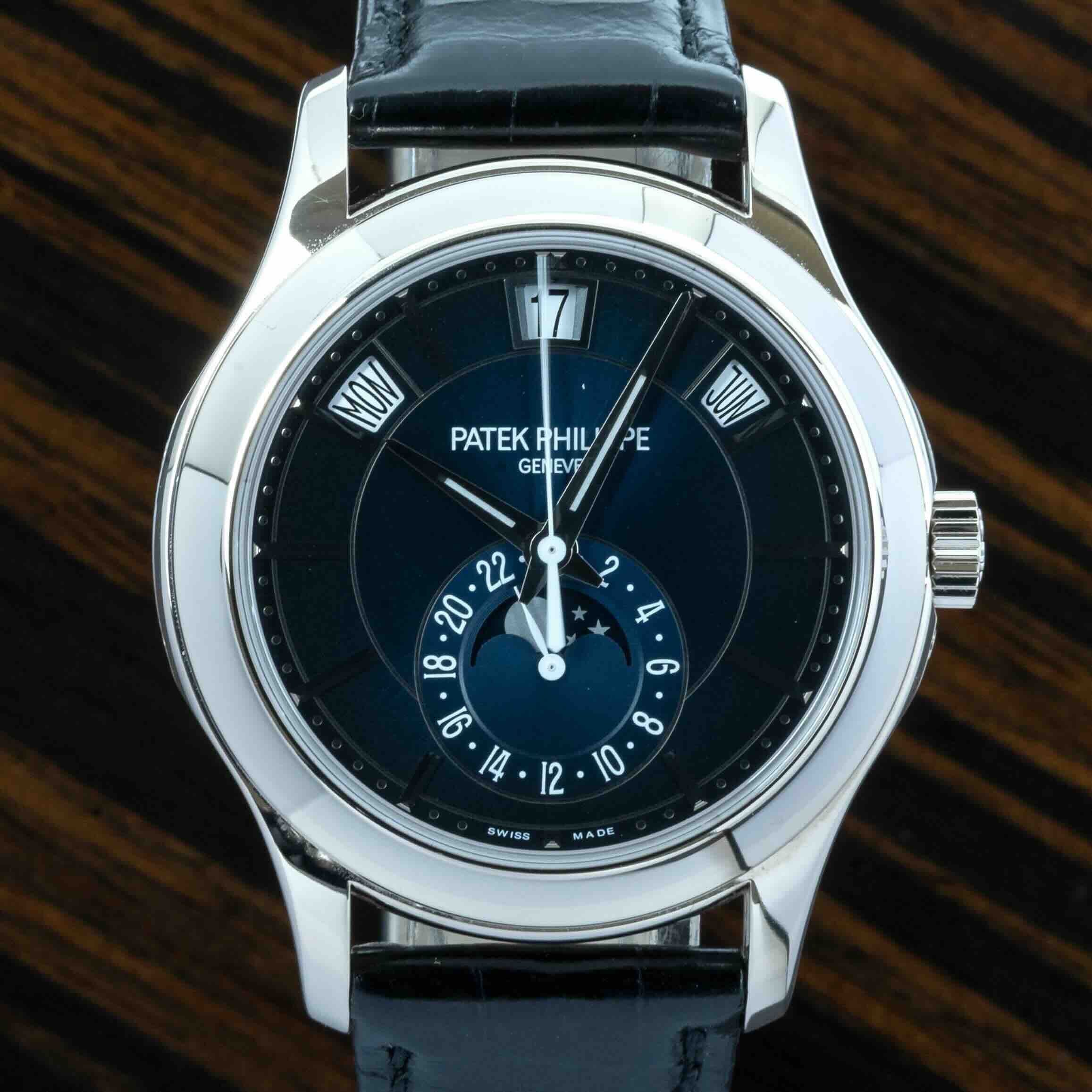 Patek Philippe Complications 5205G-013 Thumbnail 5