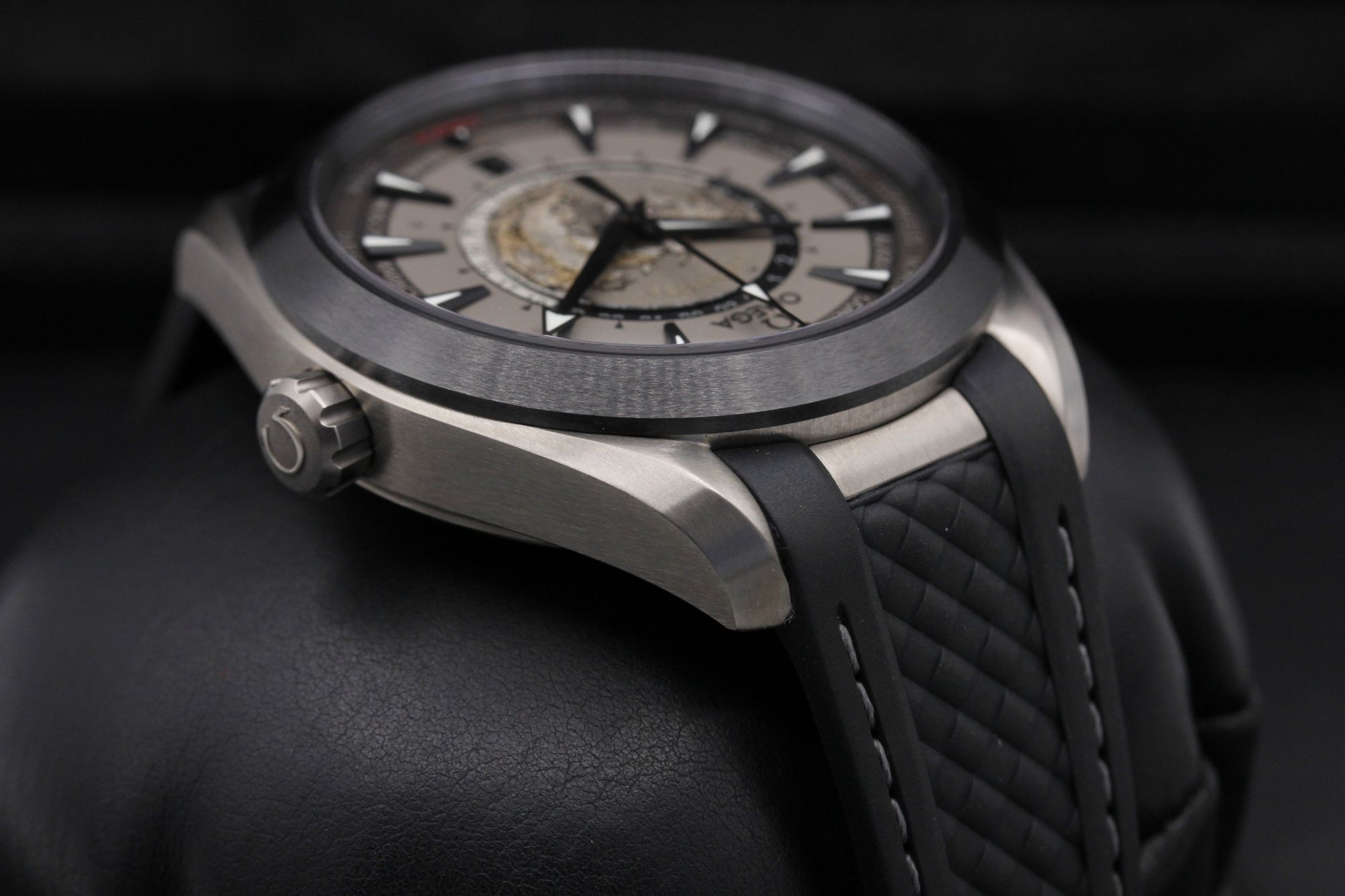 Omega Aqua Terra 150m Gents 220.92.43.22.99.001 Thumbnail 4