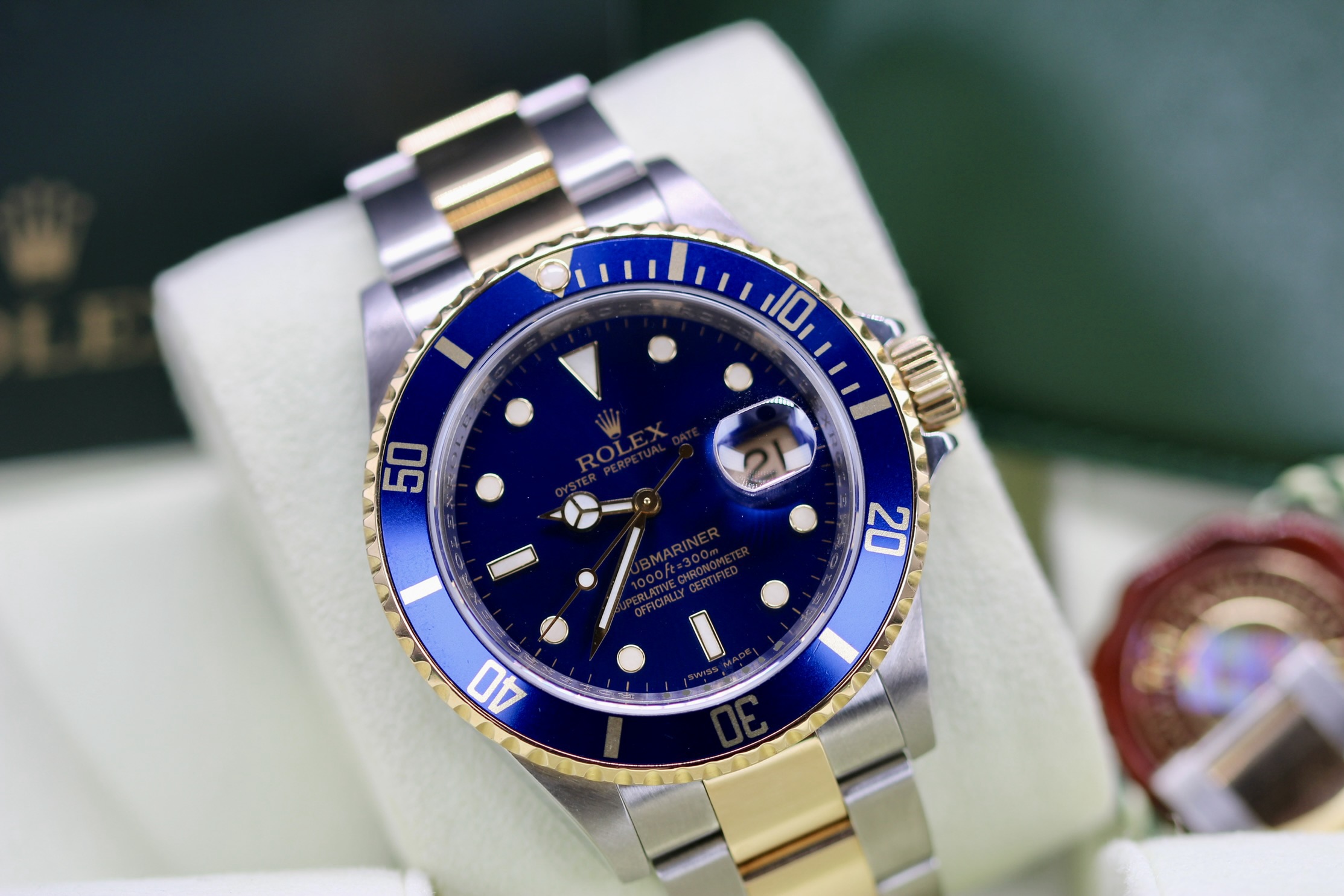 Rolex Submariner 116613 LB Thumbnail 6